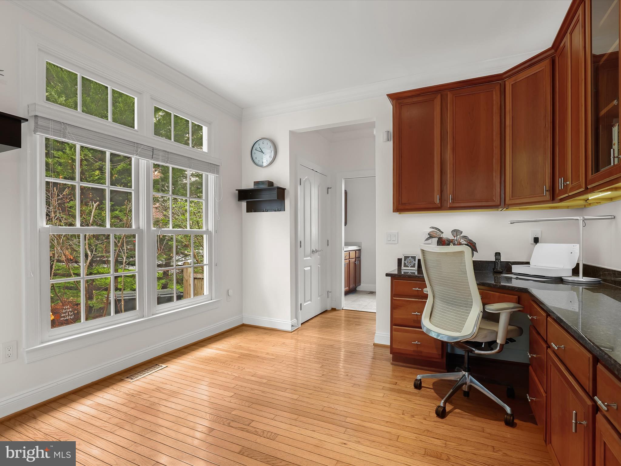 SOUTH RIVER COLONY - Residential