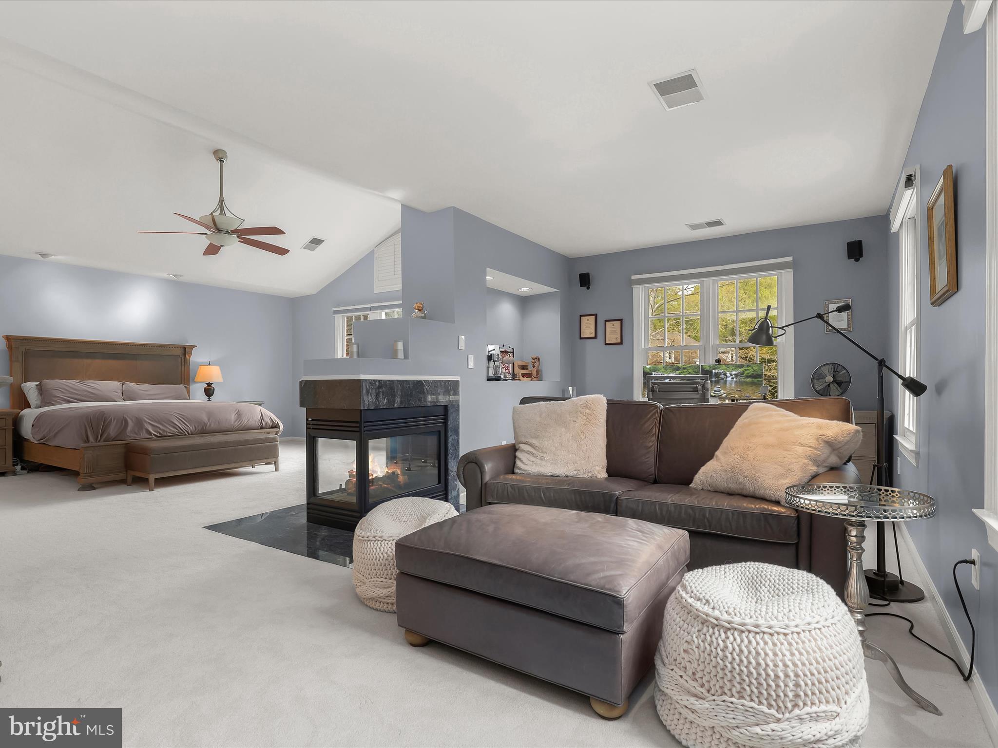 SOUTH RIVER COLONY - Residential