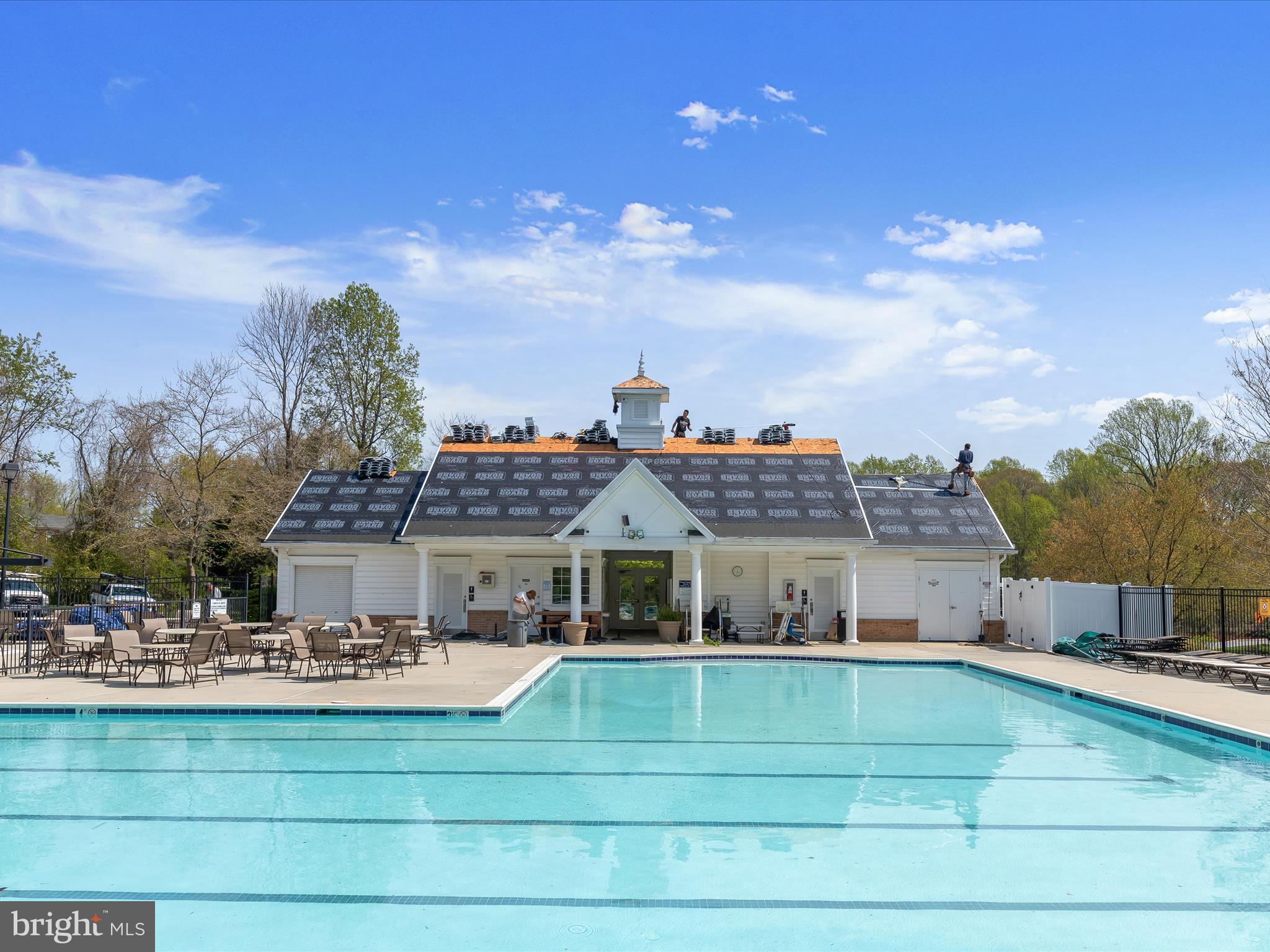 SOUTH RIVER COLONY - Residential