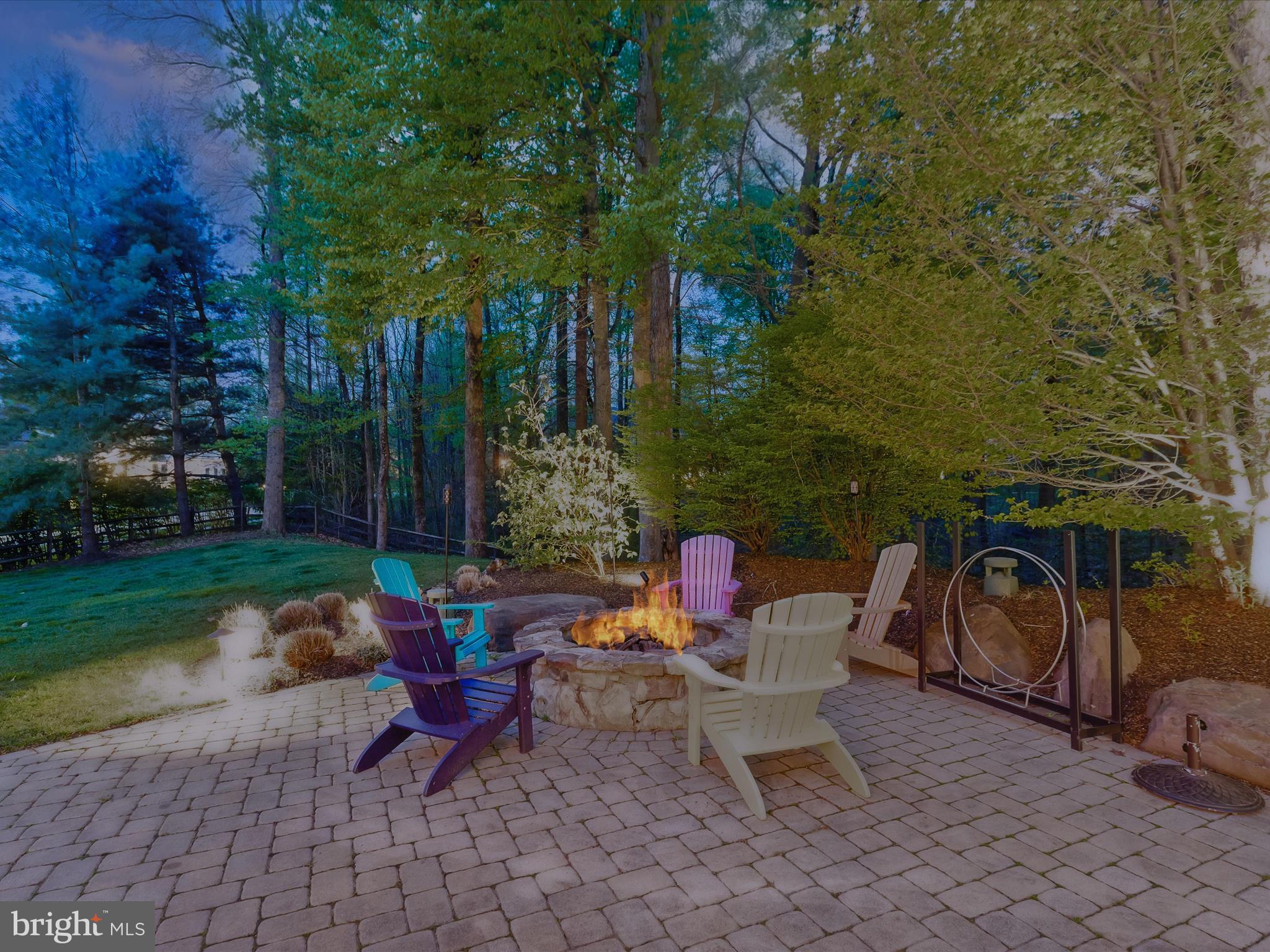 SOUTH RIVER COLONY - Residential