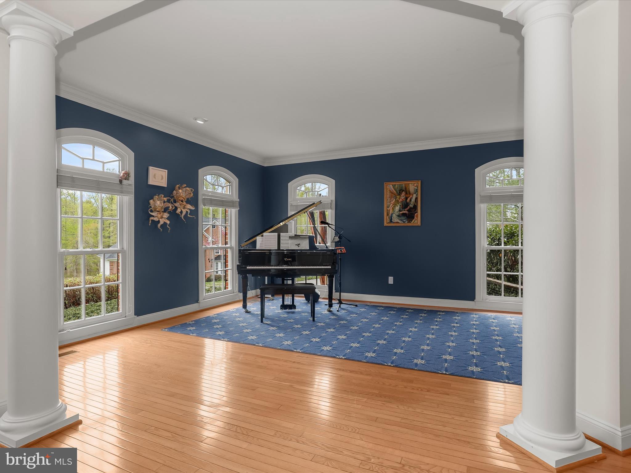 SOUTH RIVER COLONY - Residential