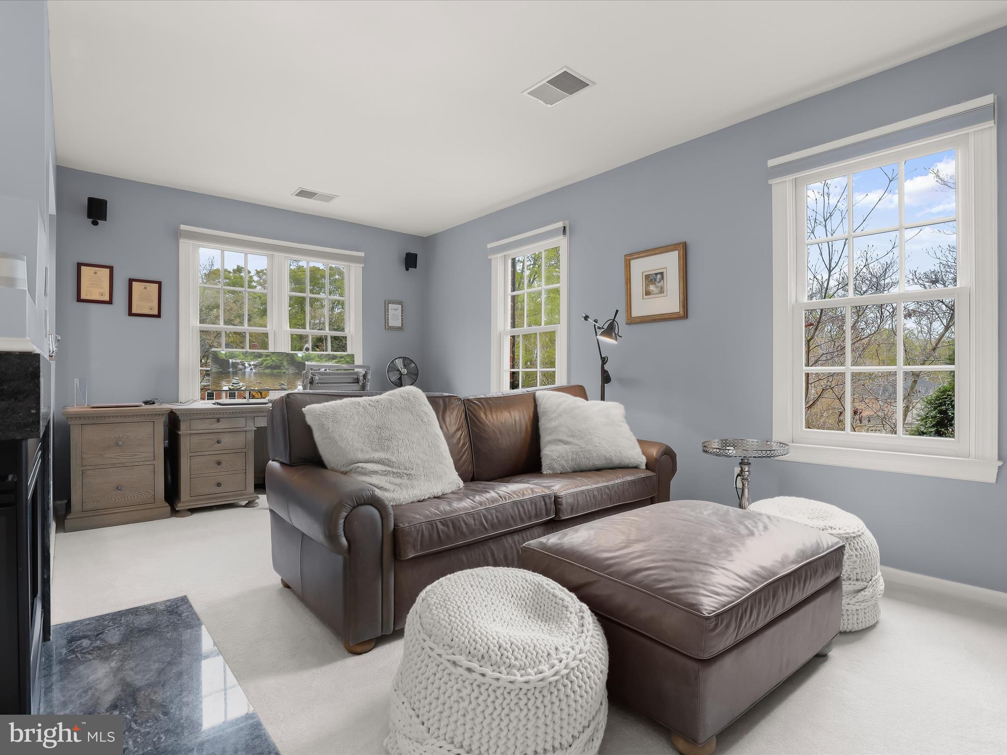 SOUTH RIVER COLONY - Residential