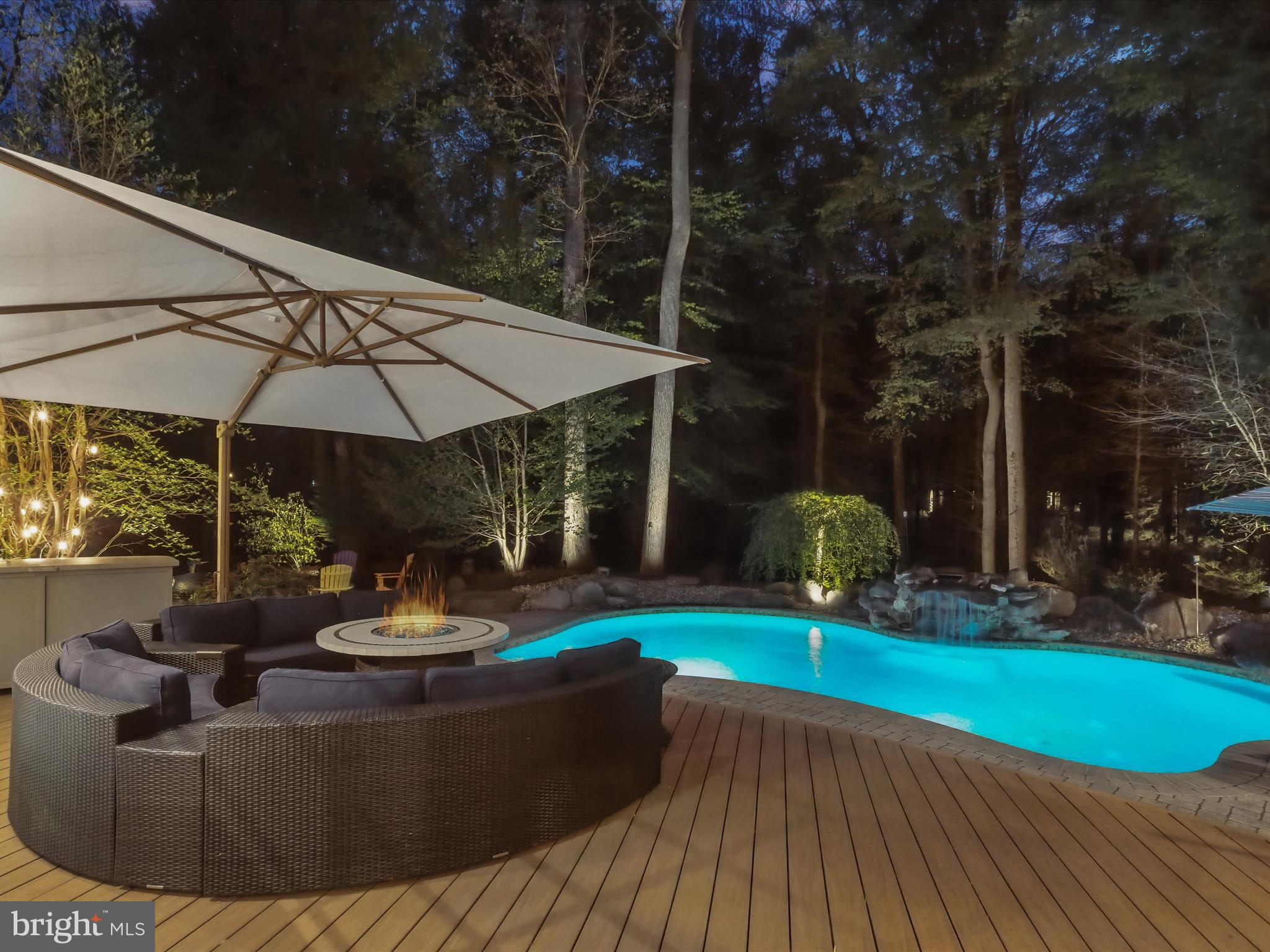 SOUTH RIVER COLONY - Residential