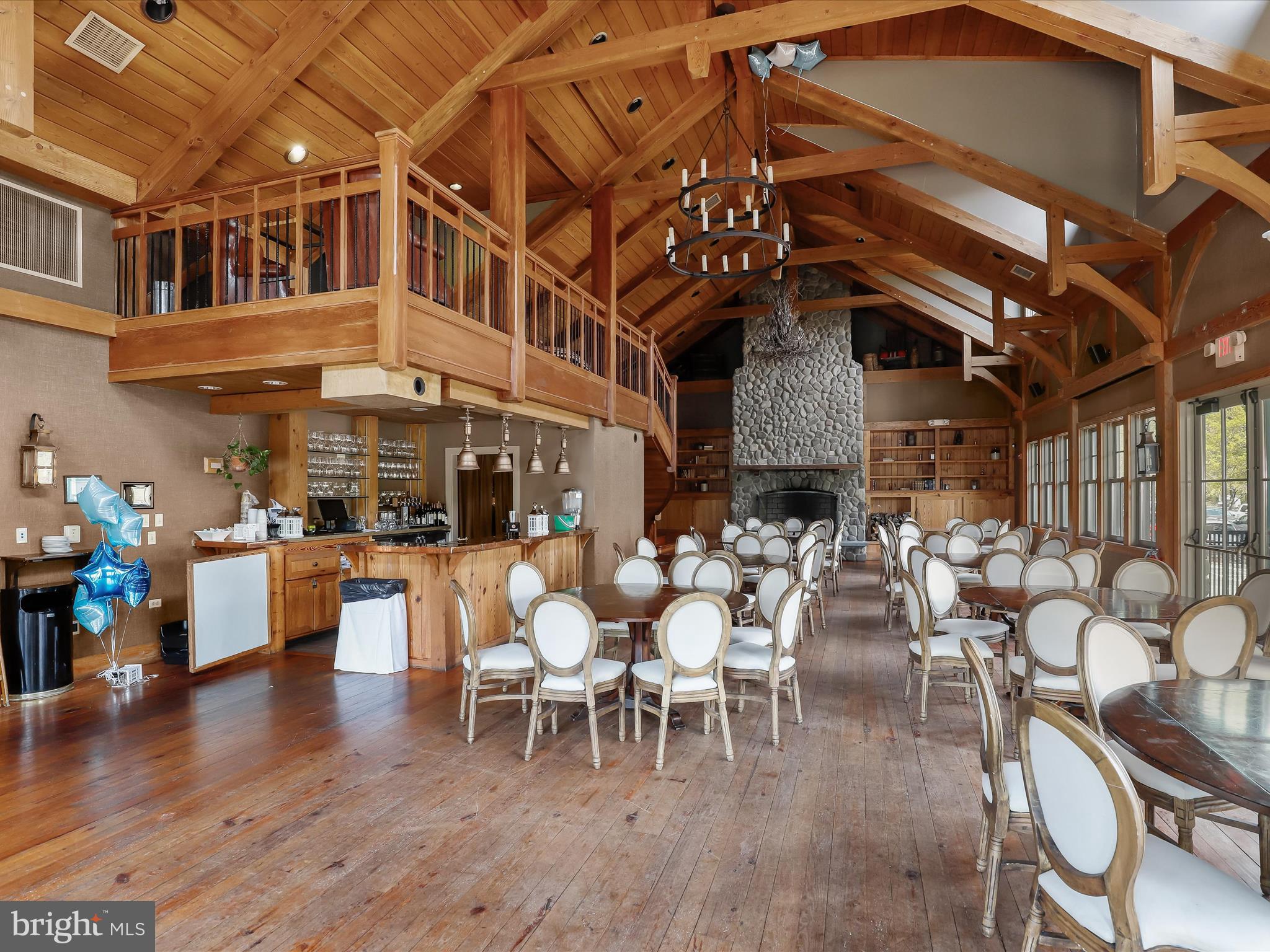 SOUTH RIVER COLONY - Residential