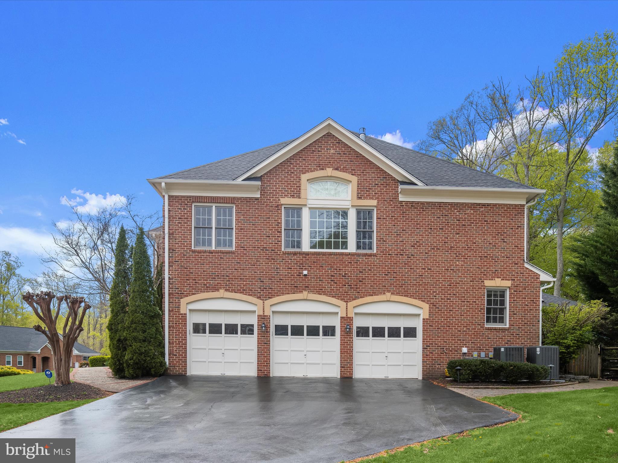 SOUTH RIVER COLONY - Residential