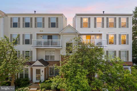 Condo For Sale - 46994 Courtyard Square #301<br/> STERLING, VA 20164