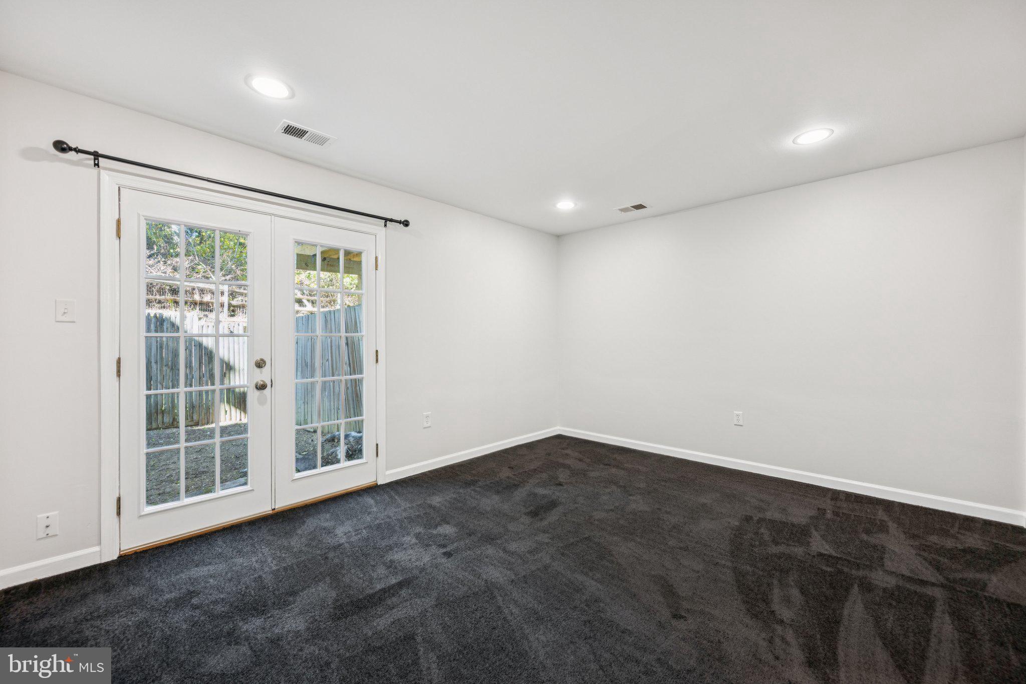 CHERRYWOOD CONDO - Residential Lease