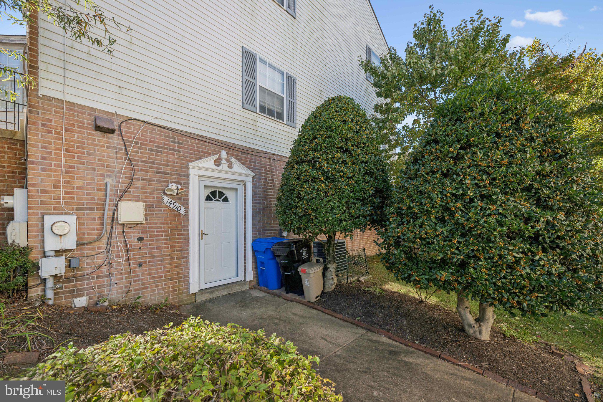 CHERRYWOOD CONDO - Residential Lease