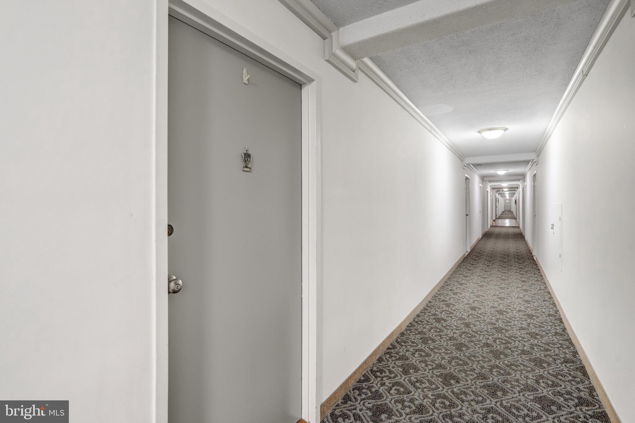 RIVER TOWERS - Residential