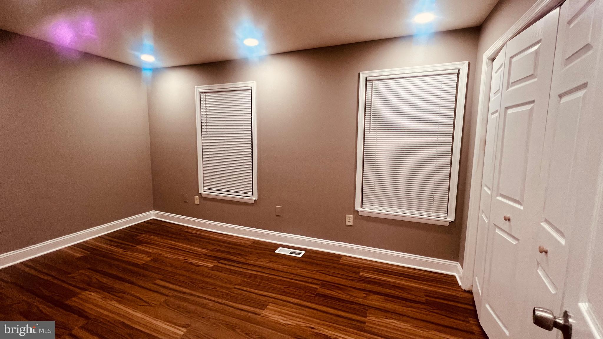 DALE CITY - Residential