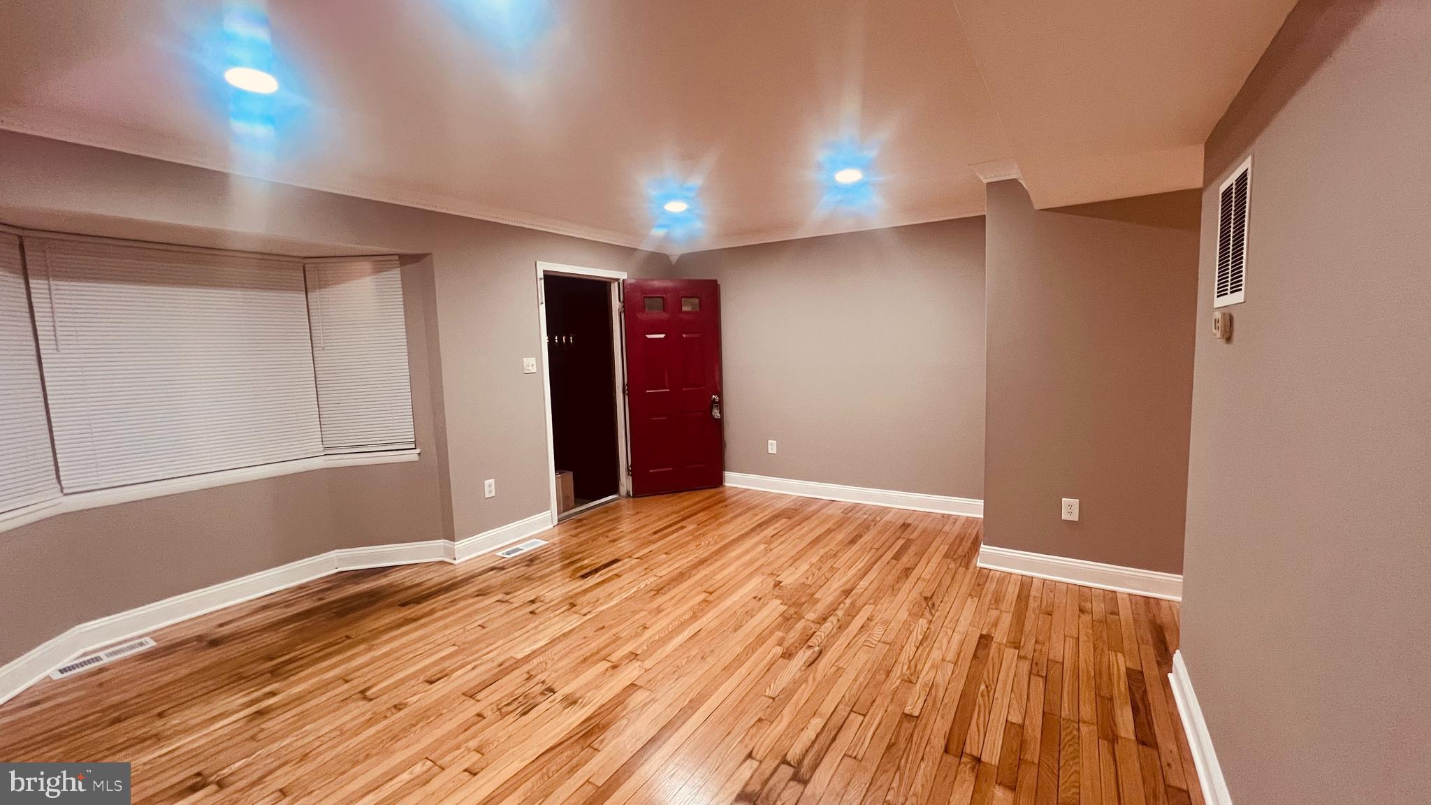 DALE CITY - Residential