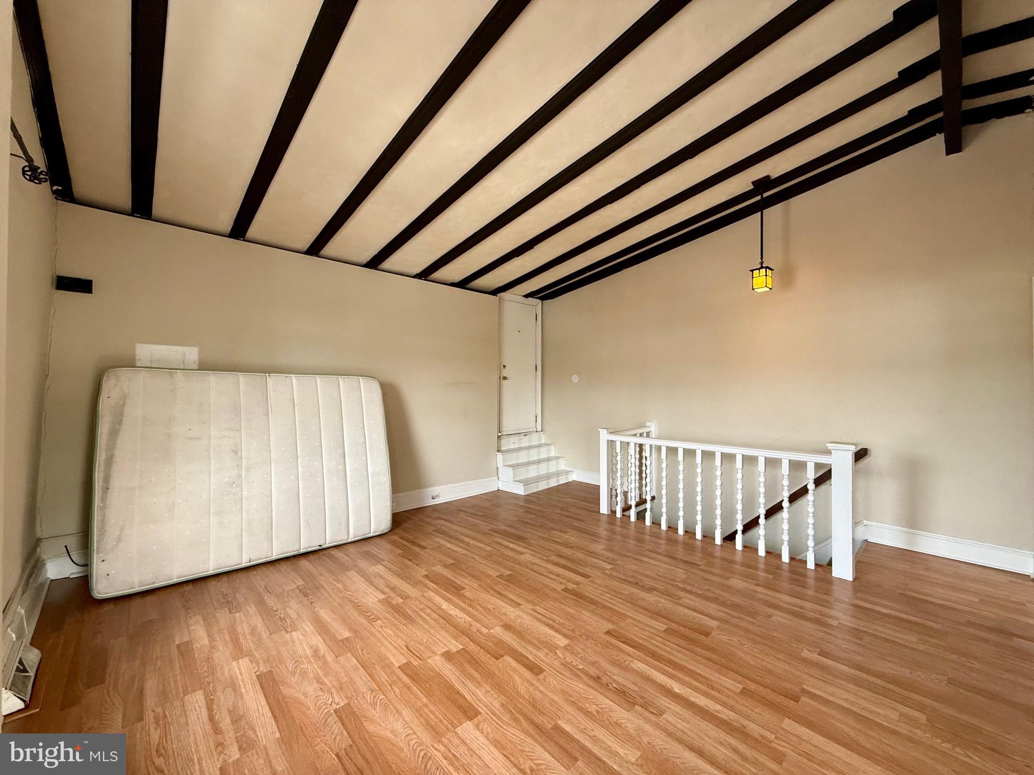 1725 GILPIN AVENUE 3