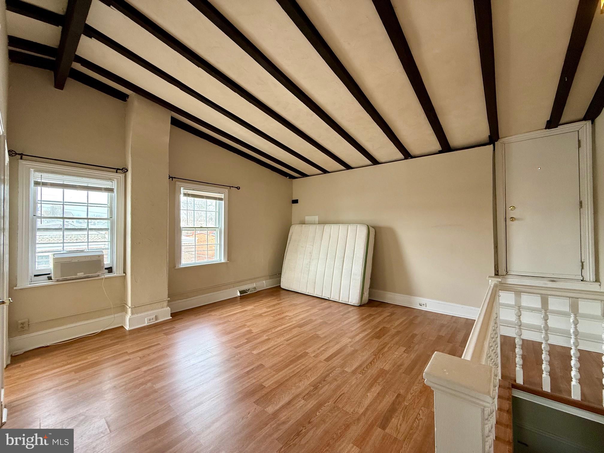 1725 GILPIN AVENUE 3