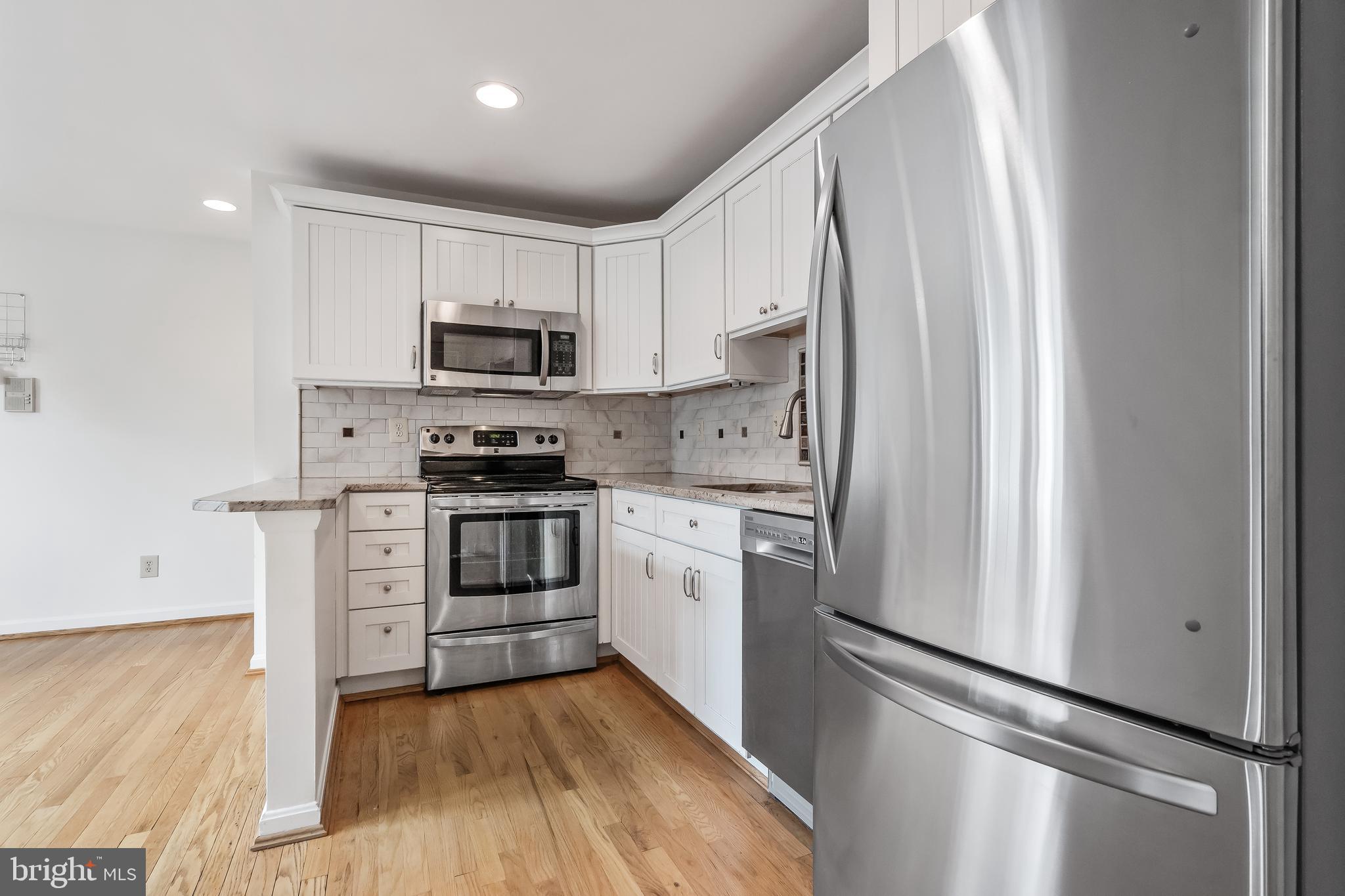 DEL RAY - Residential Lease