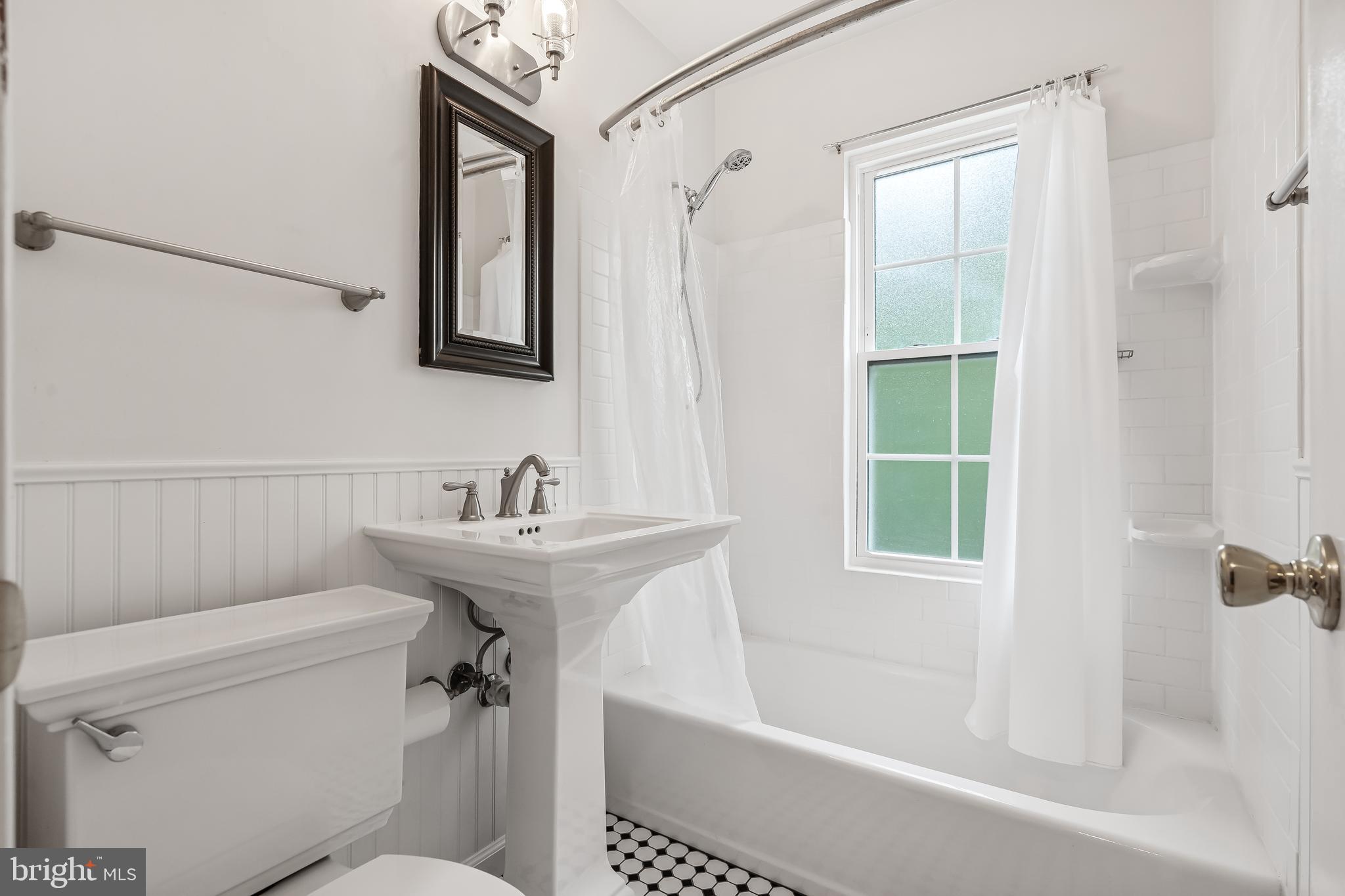 DEL RAY - Residential Lease