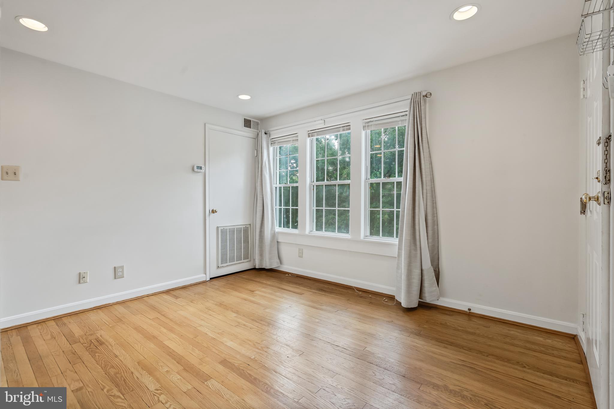 DEL RAY - Residential Lease