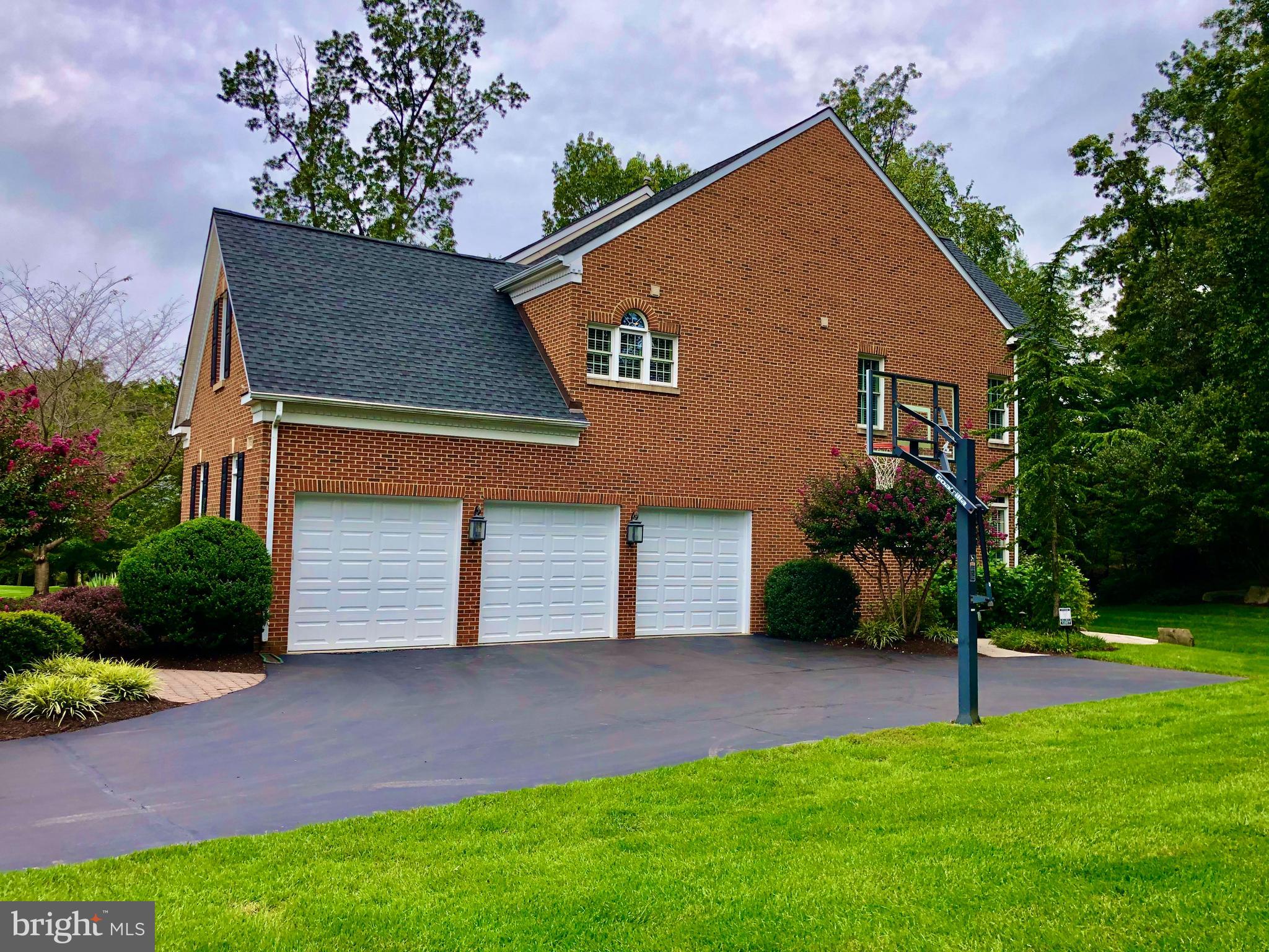 OAK HILL RESERVE - Residential