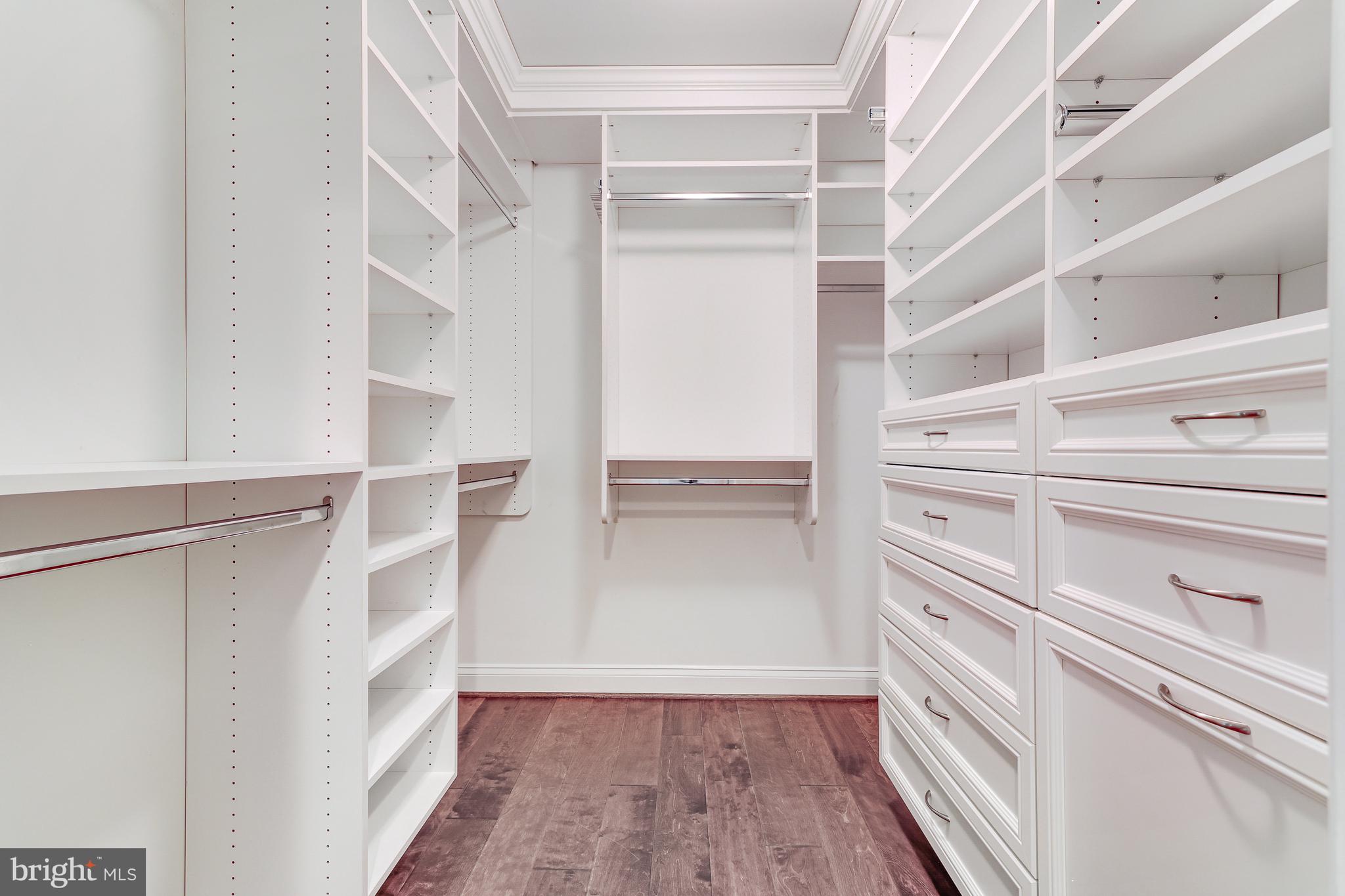 OAK HILL RESERVE - Residential