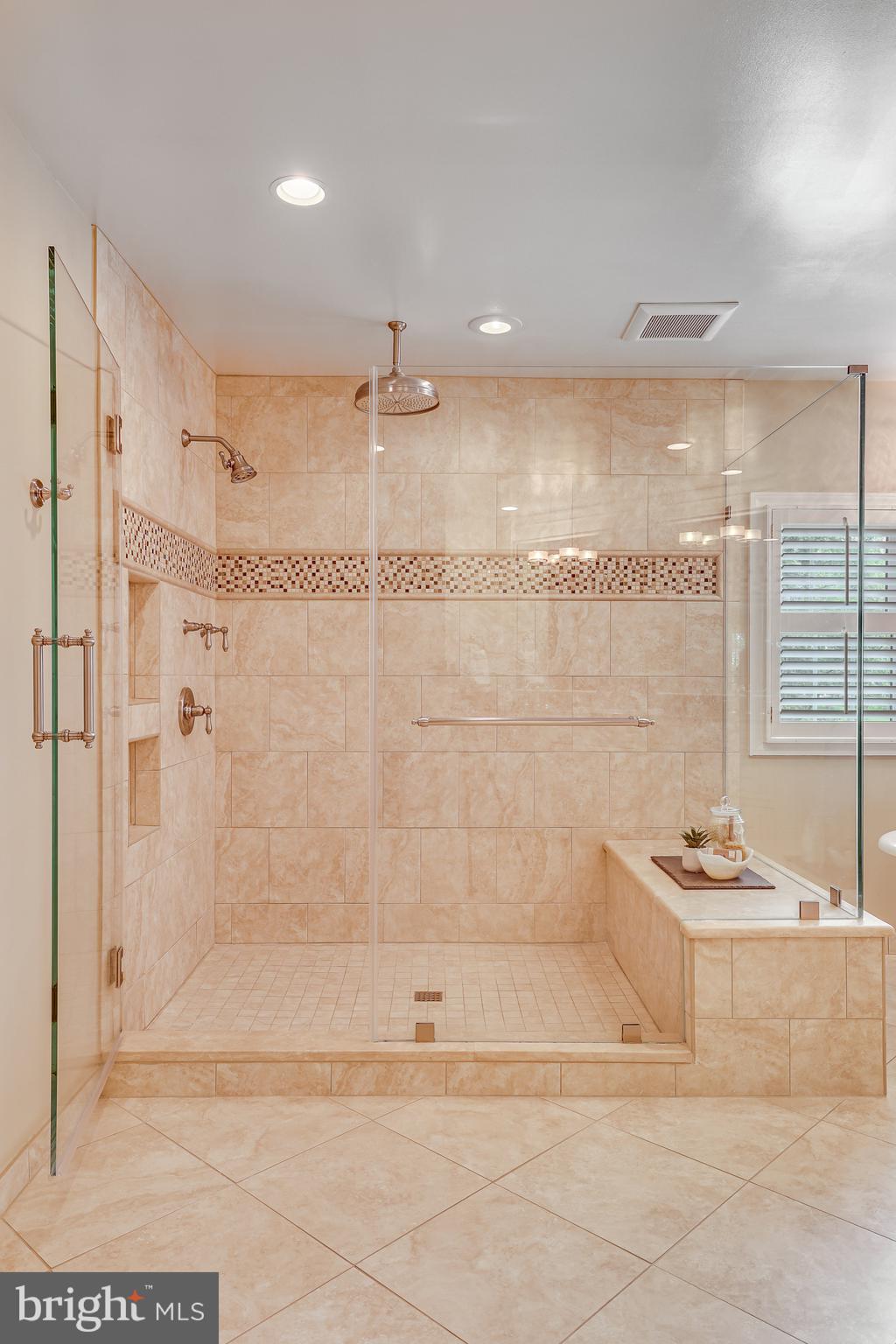 OAK HILL RESERVE - Residential