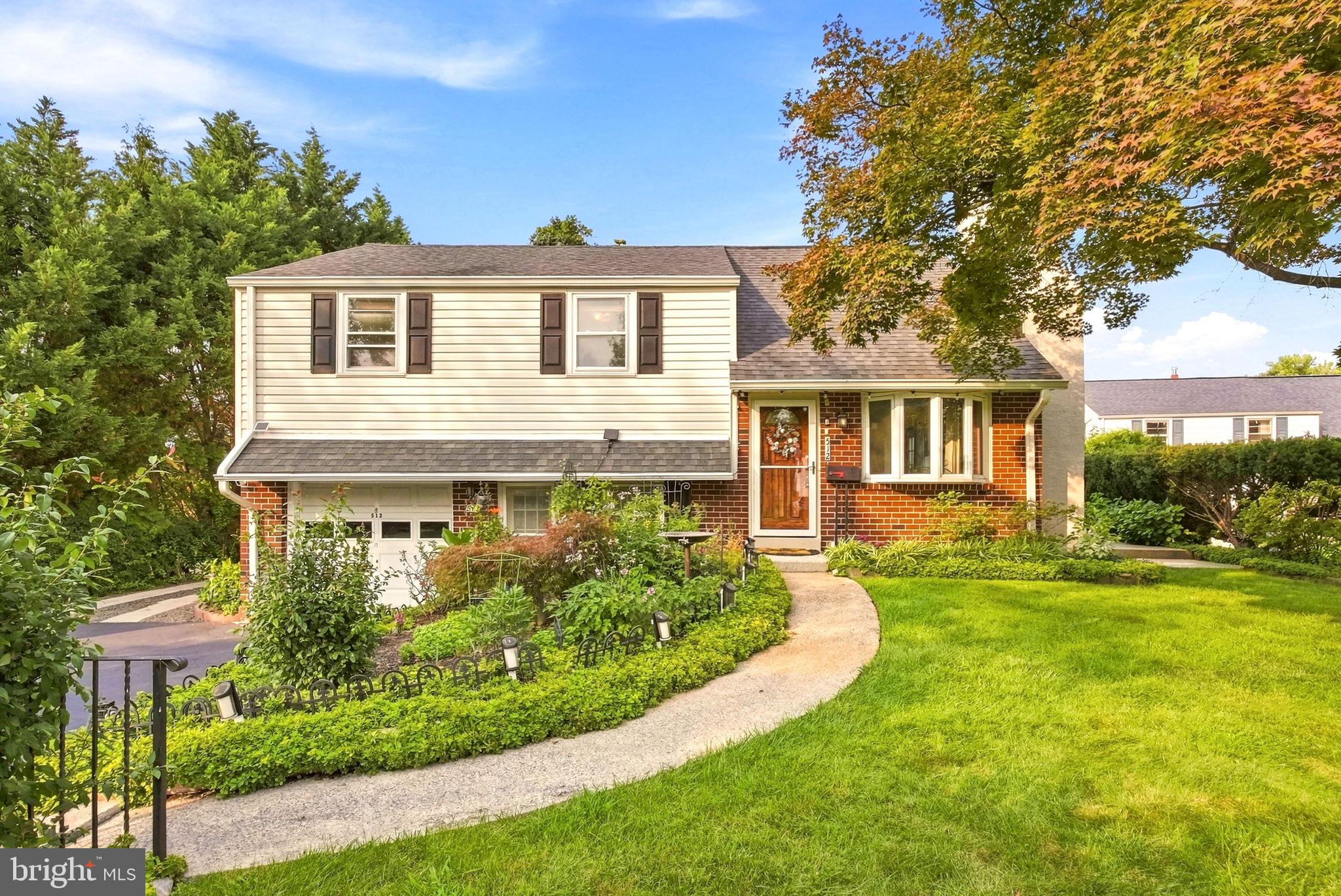 512 FIRETHORN ROAD
