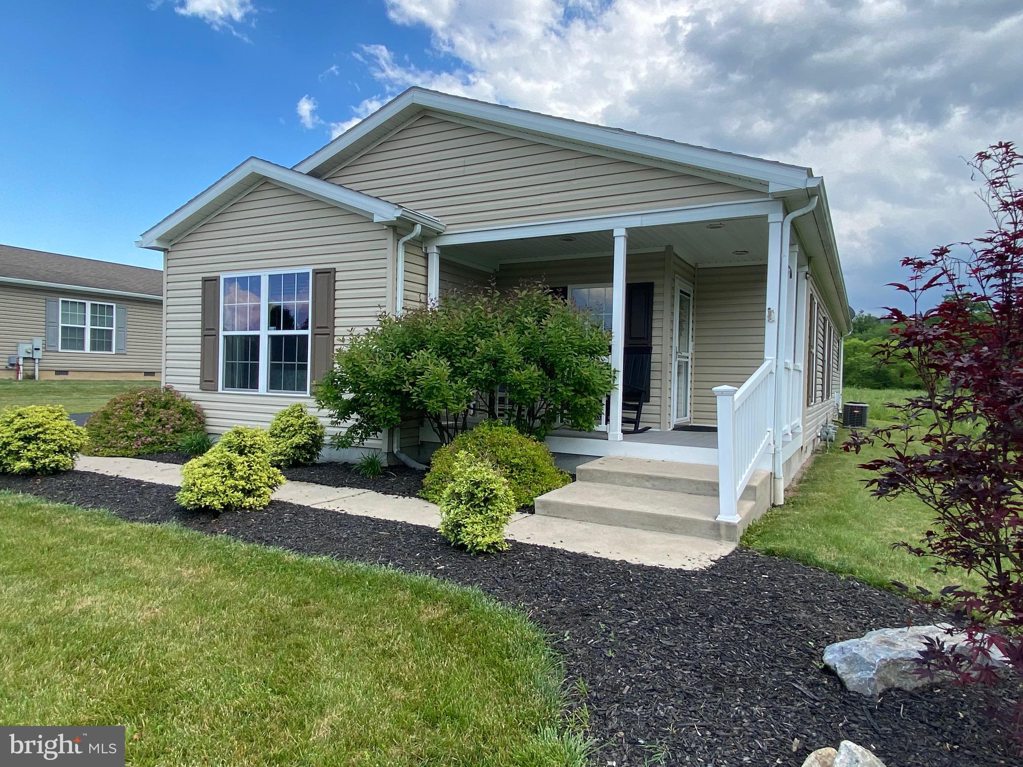 4 WAGTAIL COURT