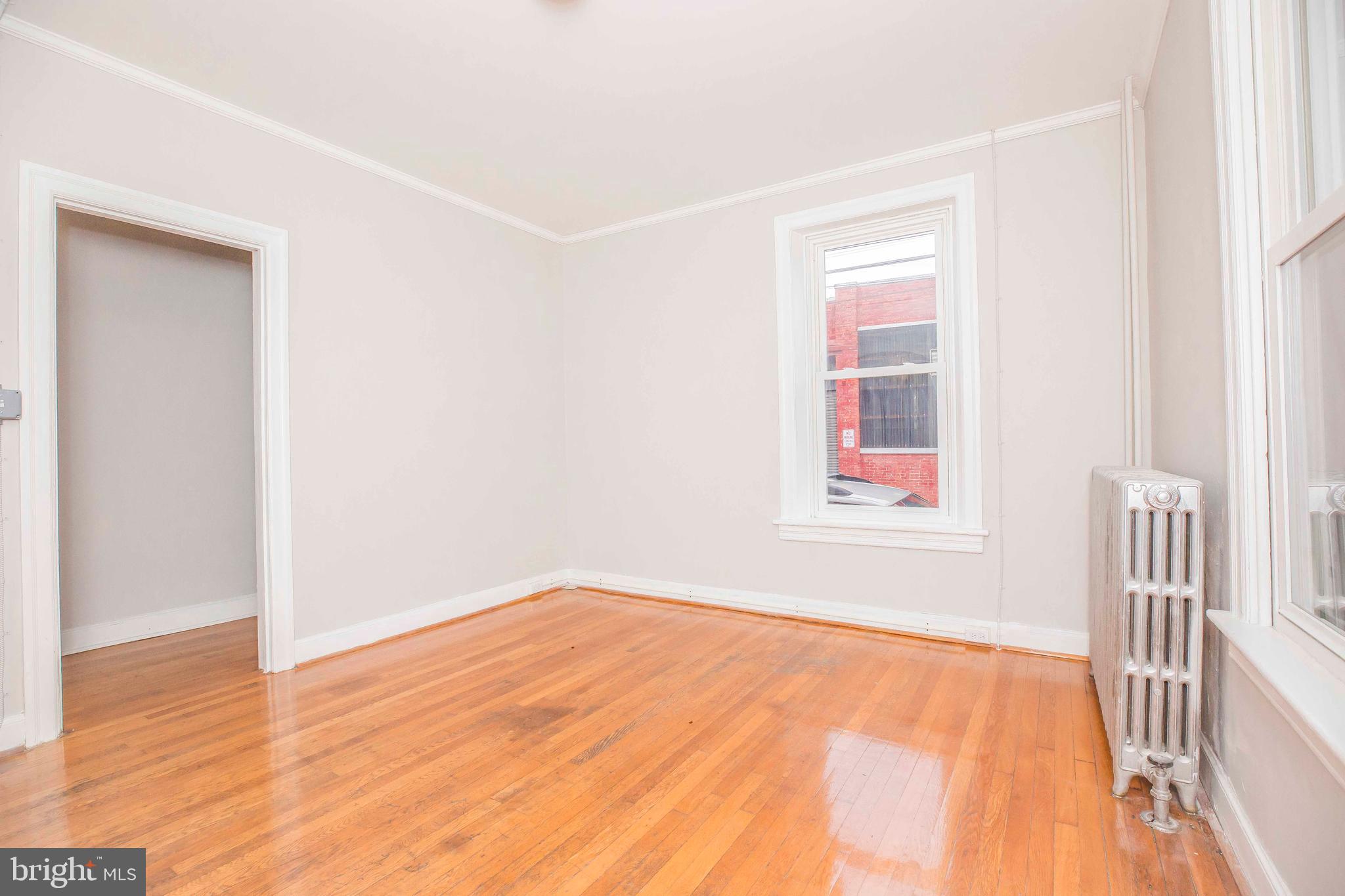 HAGERSTOWN - Residential