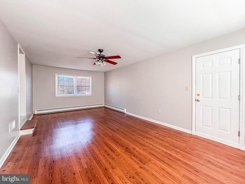 HIGHLAND PARK - Residential Lease