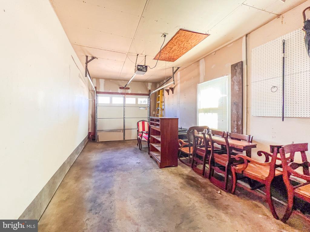 HIGHLAND PARK - Residential Lease