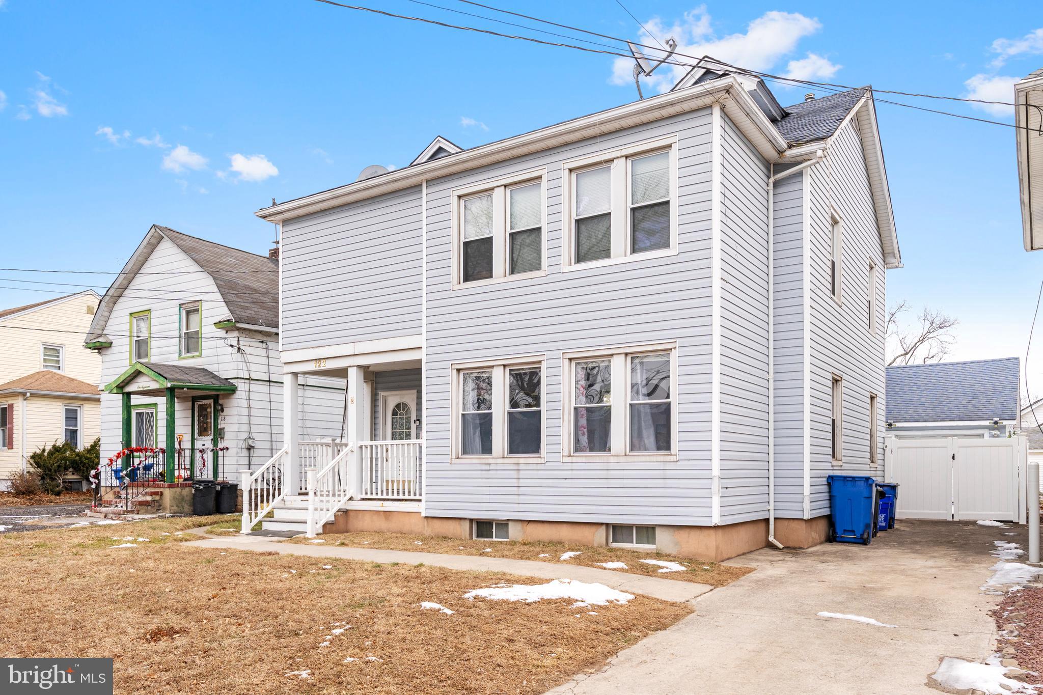 122 S LINCOLN AVENUE