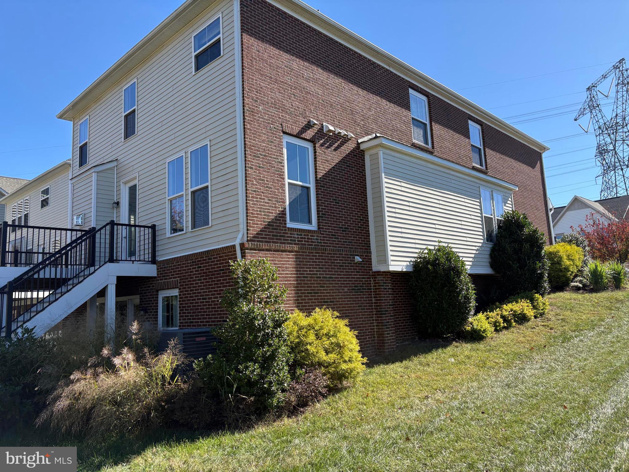 BRAMBLETON - Residential