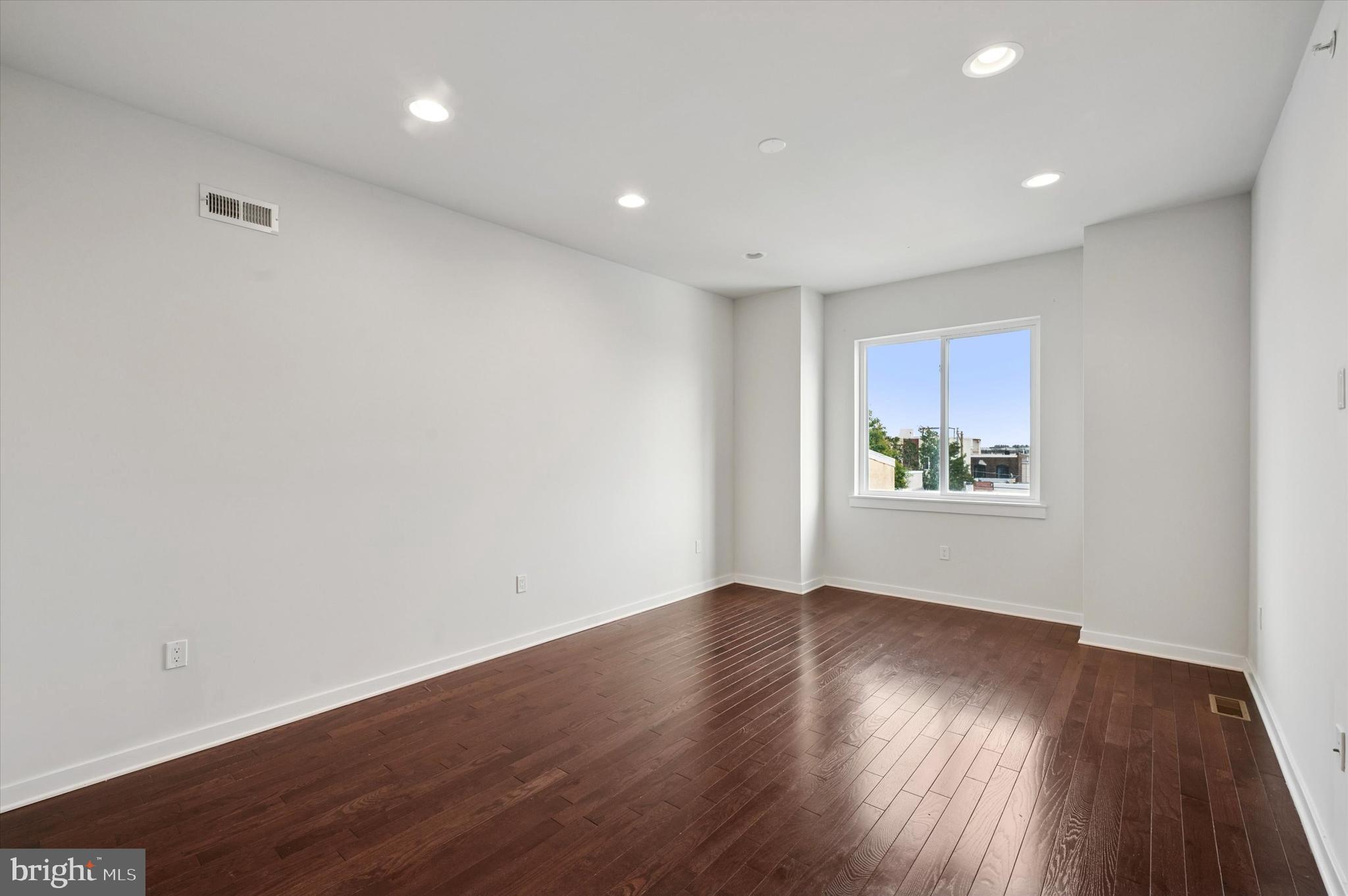 FISHTOWN - Residential Lease