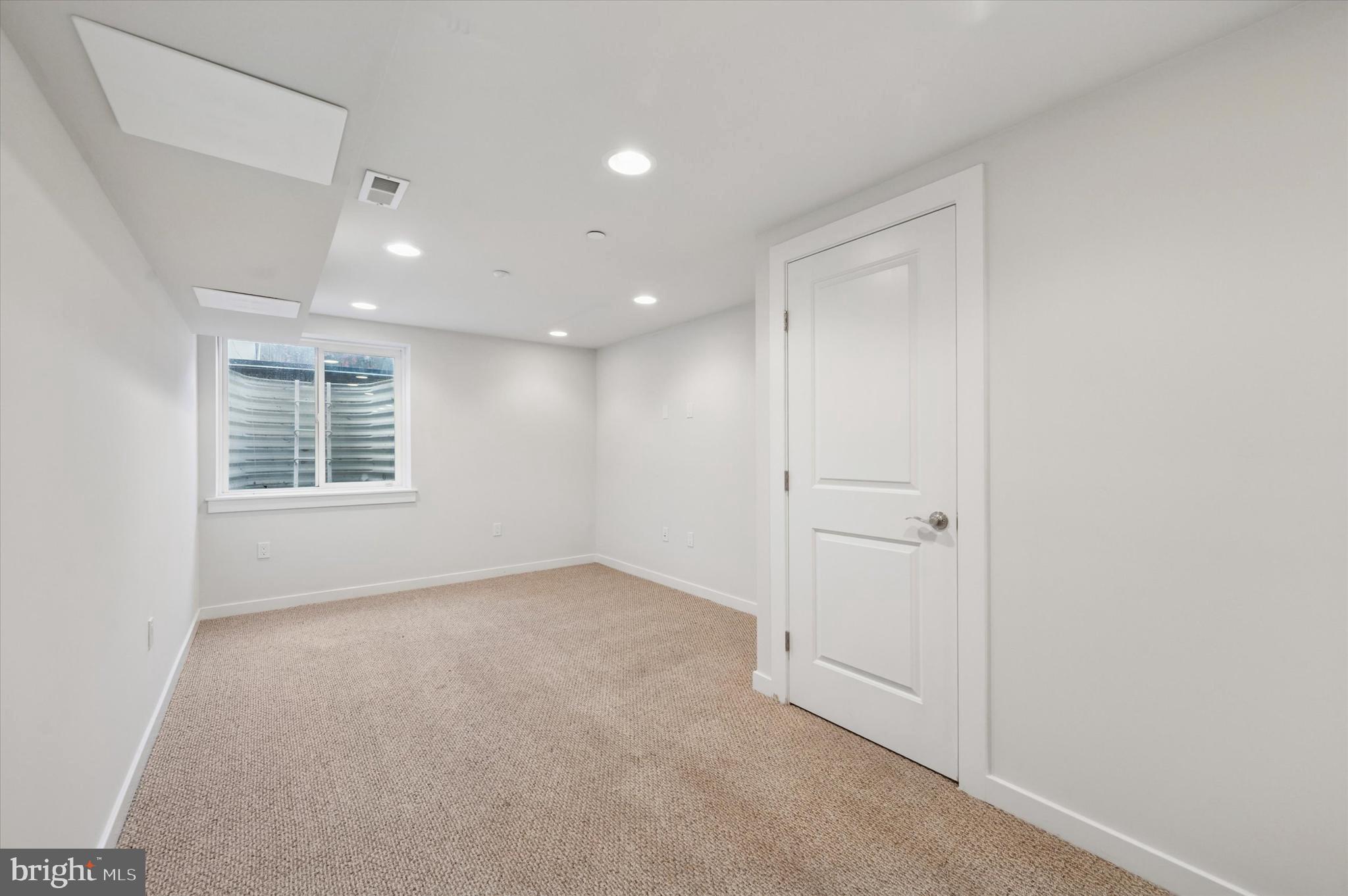 FISHTOWN - Residential Lease