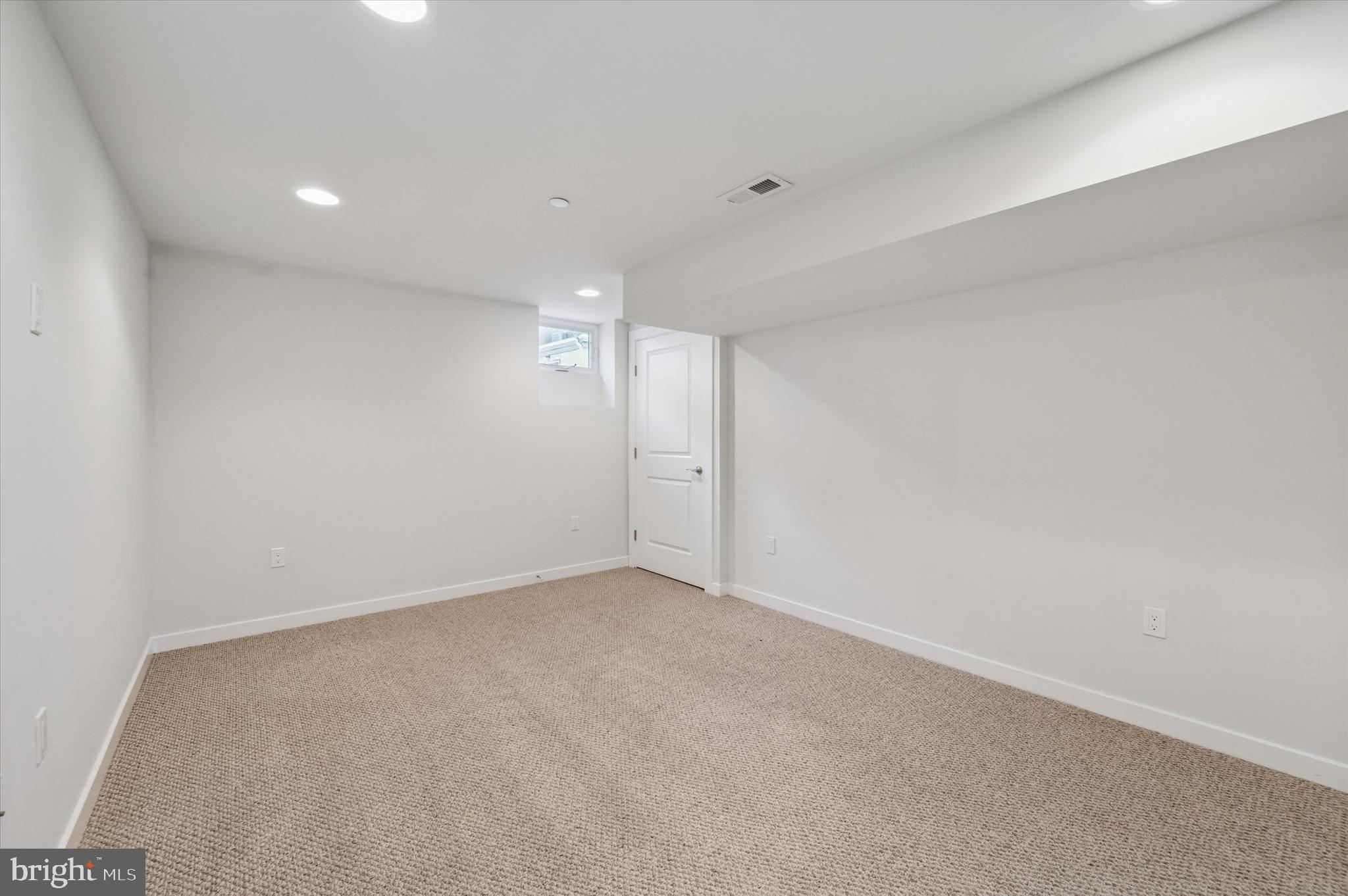 FISHTOWN - Residential Lease