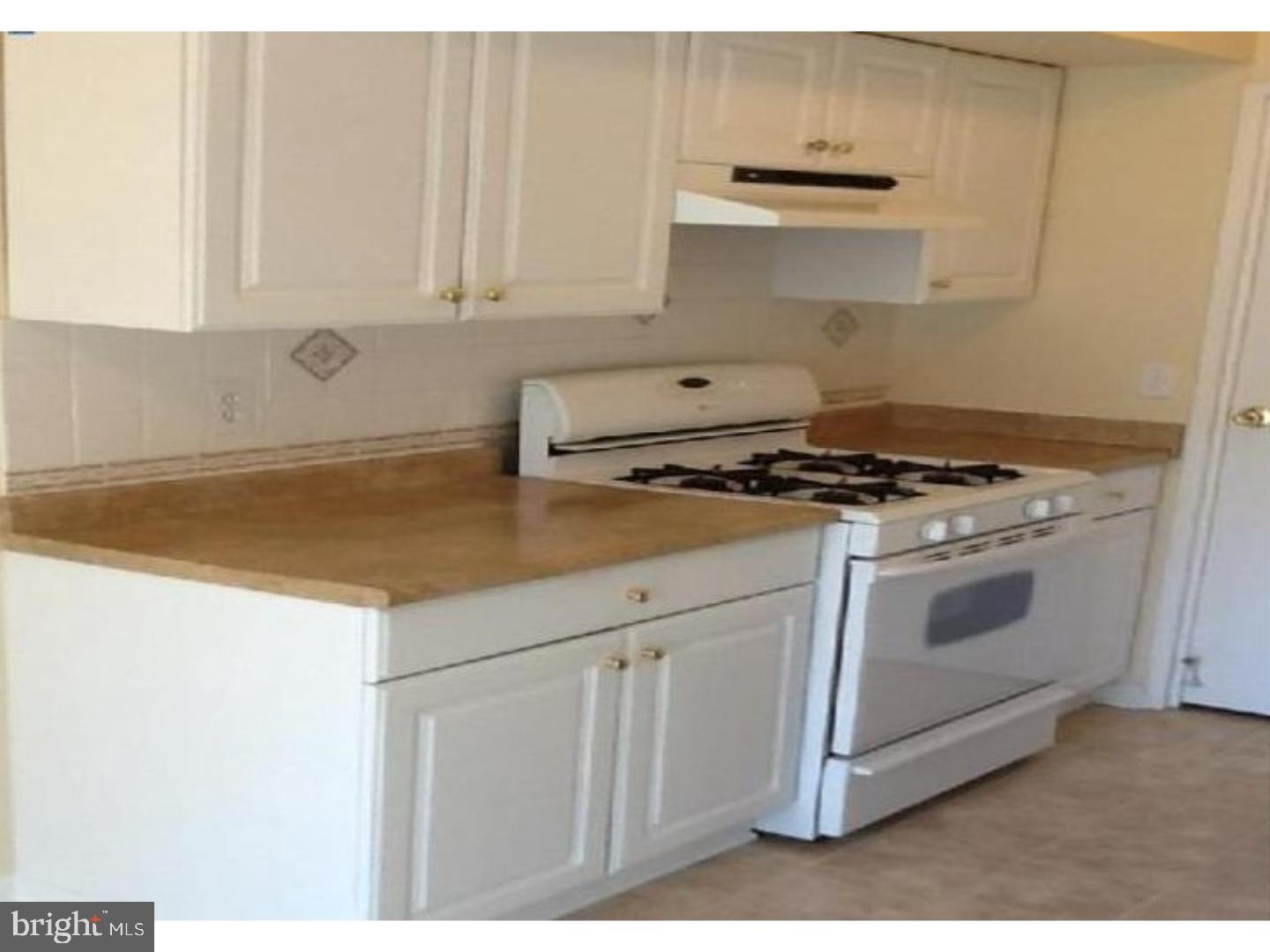 YORKTOWN - Residential Lease