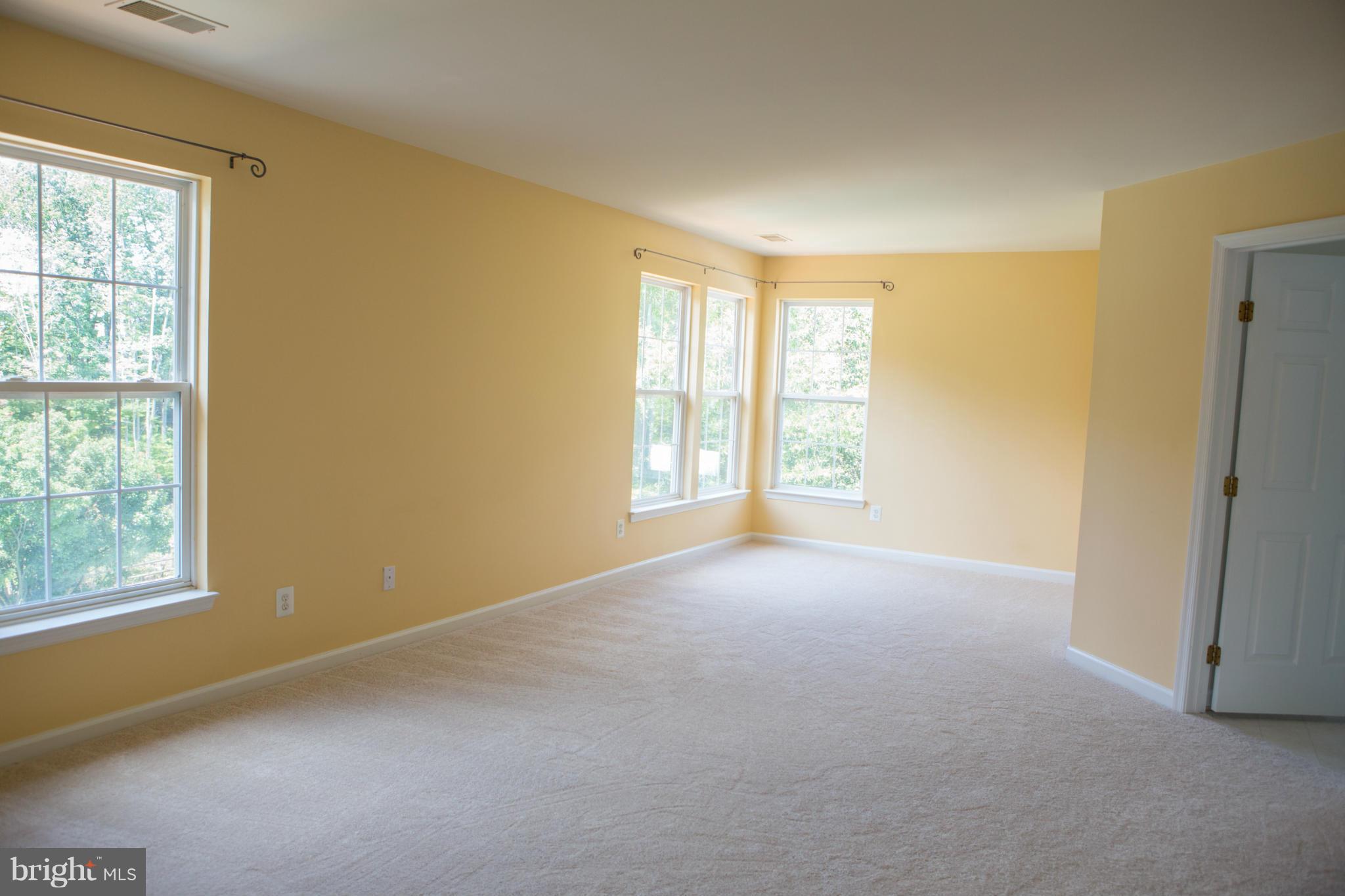 DAWSON LANDING - Residential