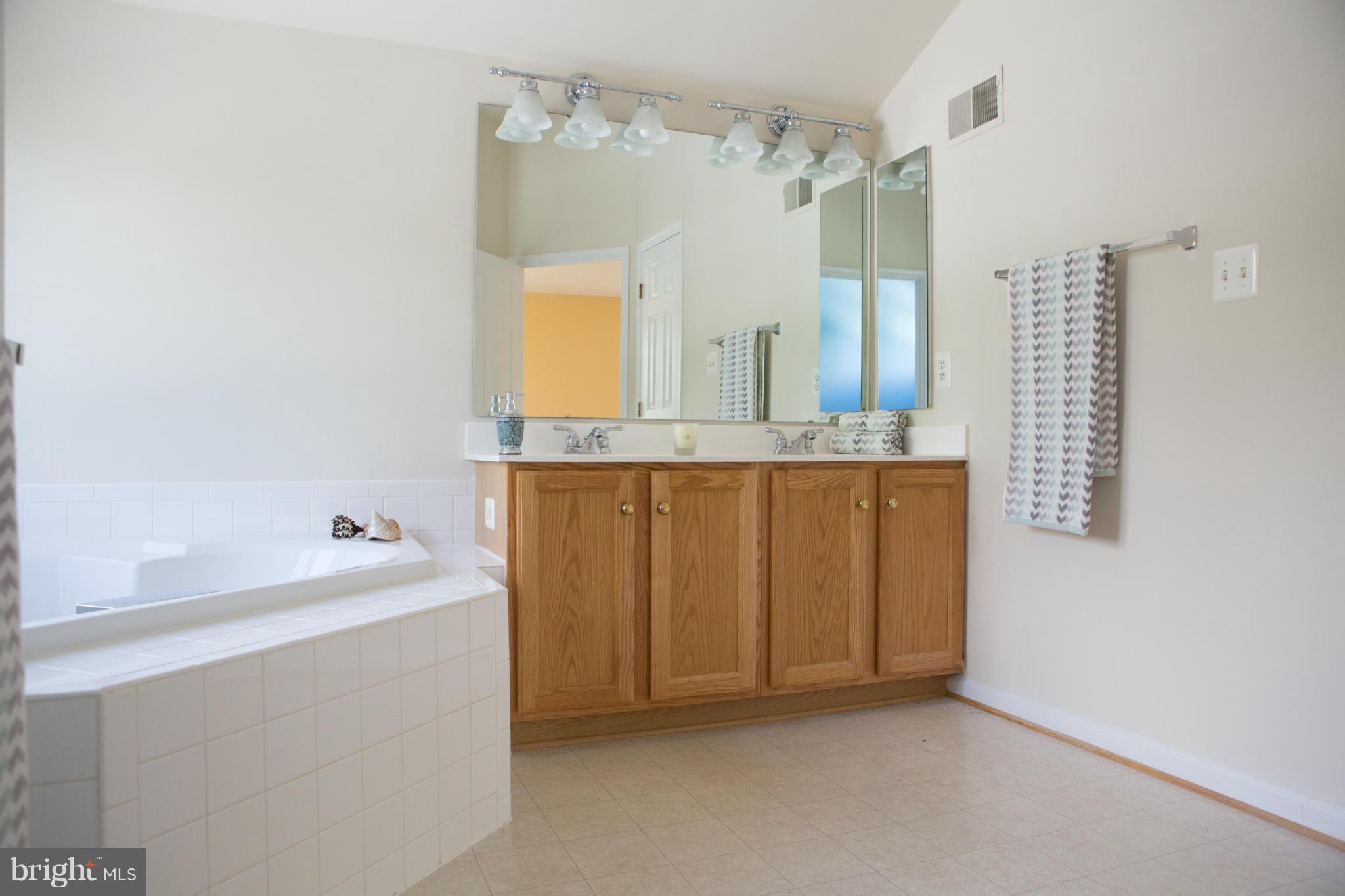 DAWSON LANDING - Residential