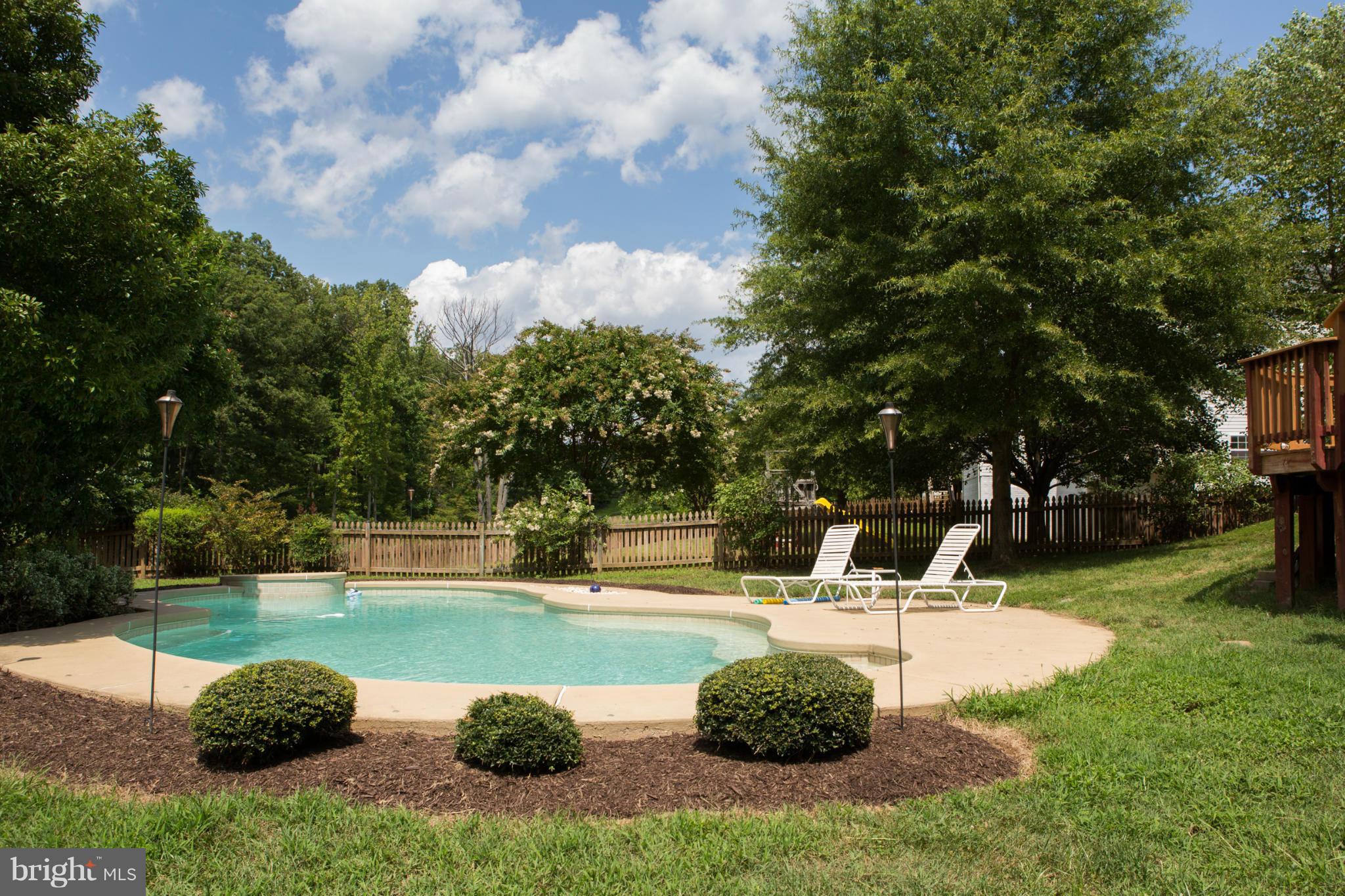 DAWSON LANDING - Residential