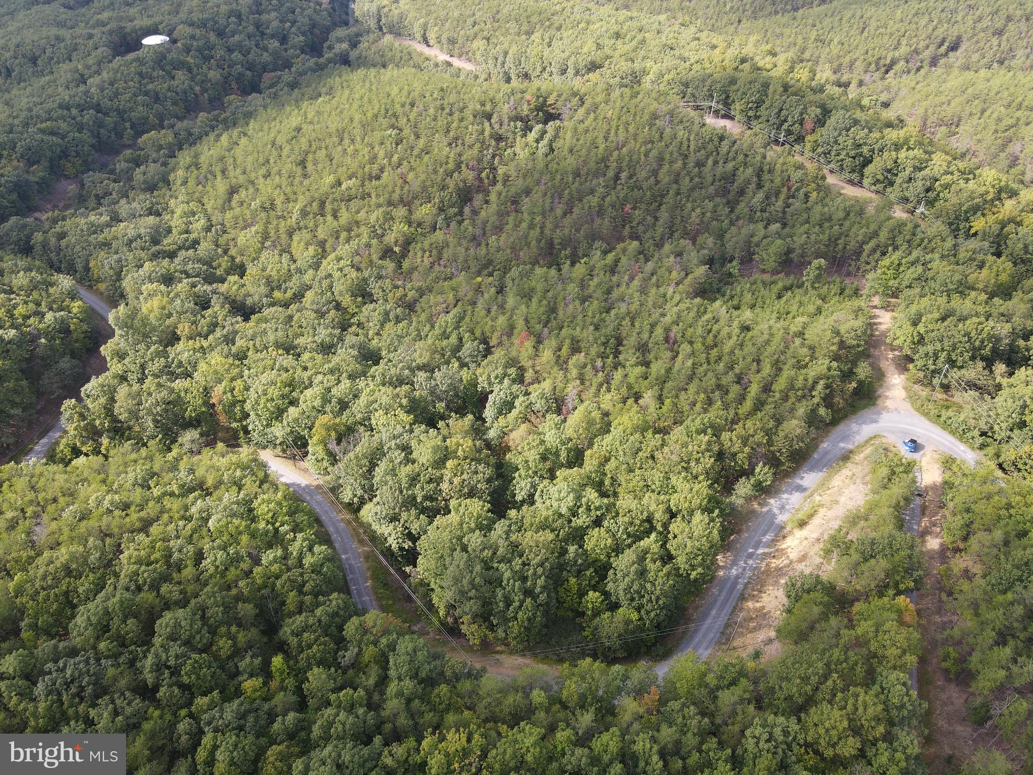 WOODLAND ESTATES - Land