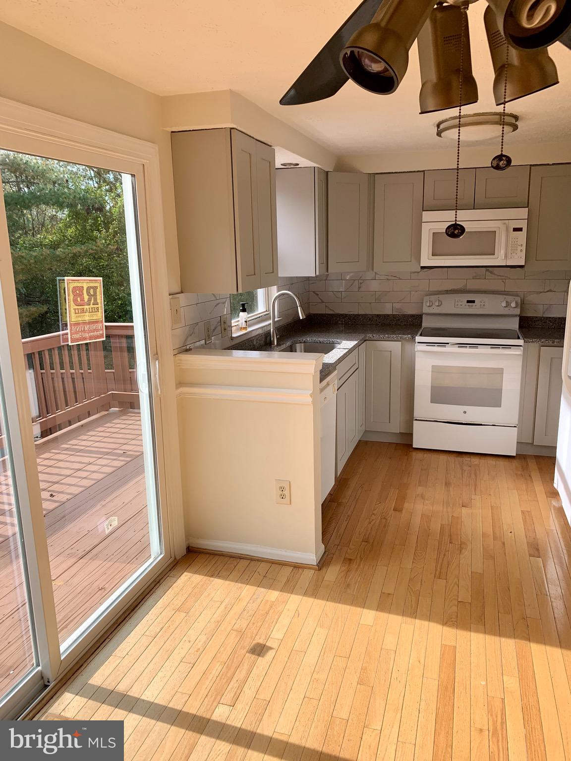 STONE CROSSING - Residential Lease