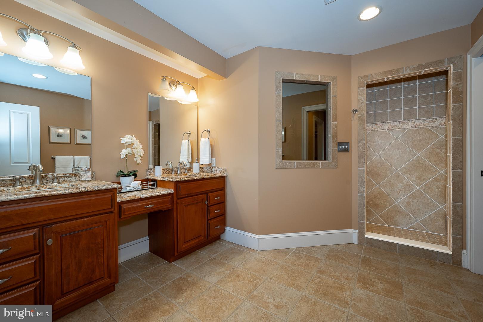 INDIAN RUN FARM - Residential