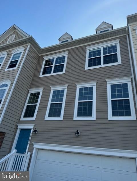 Townhouse For Rent - 29854 Plantation Lakes Boulevard<br/> MILLSBORO, DE 19966