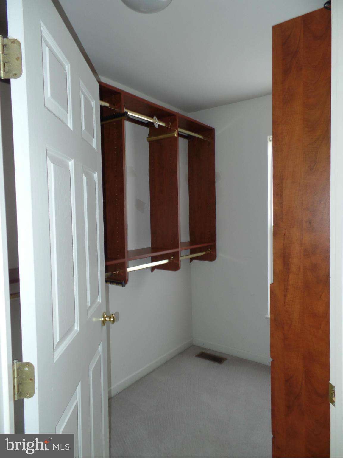 OLD TOWN GREENS - Residential Lease