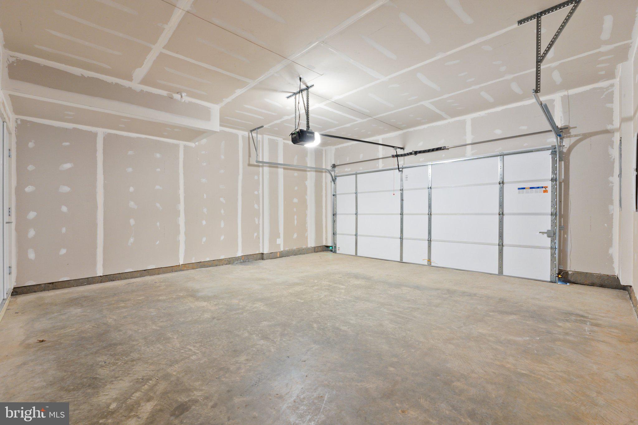 BRAMBLETON - Residential Lease