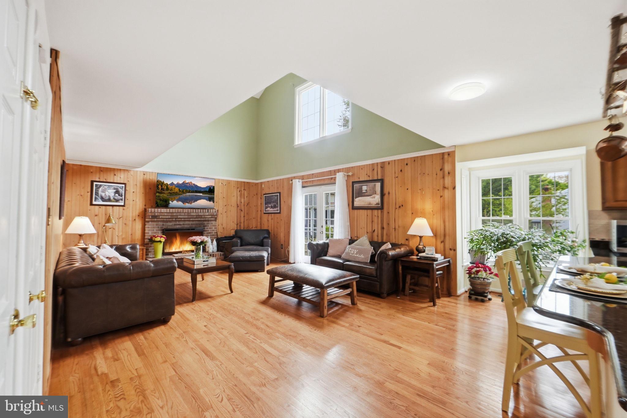 INDIAN OAKS - Residential