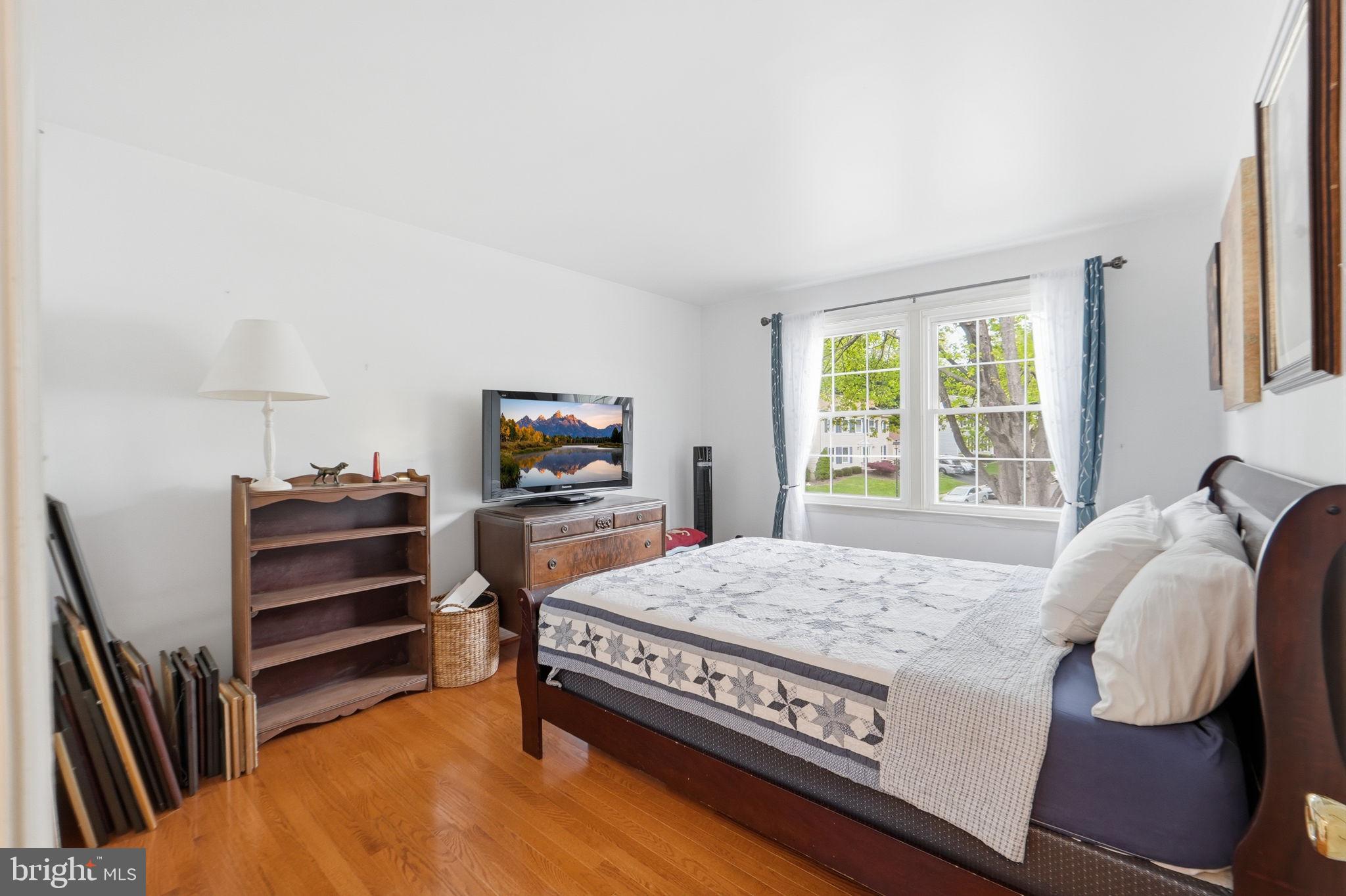 INDIAN OAKS - Residential