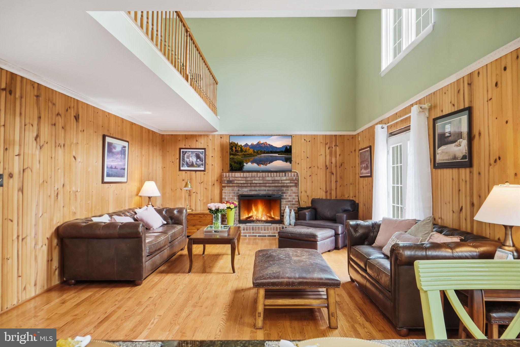 INDIAN OAKS - Residential