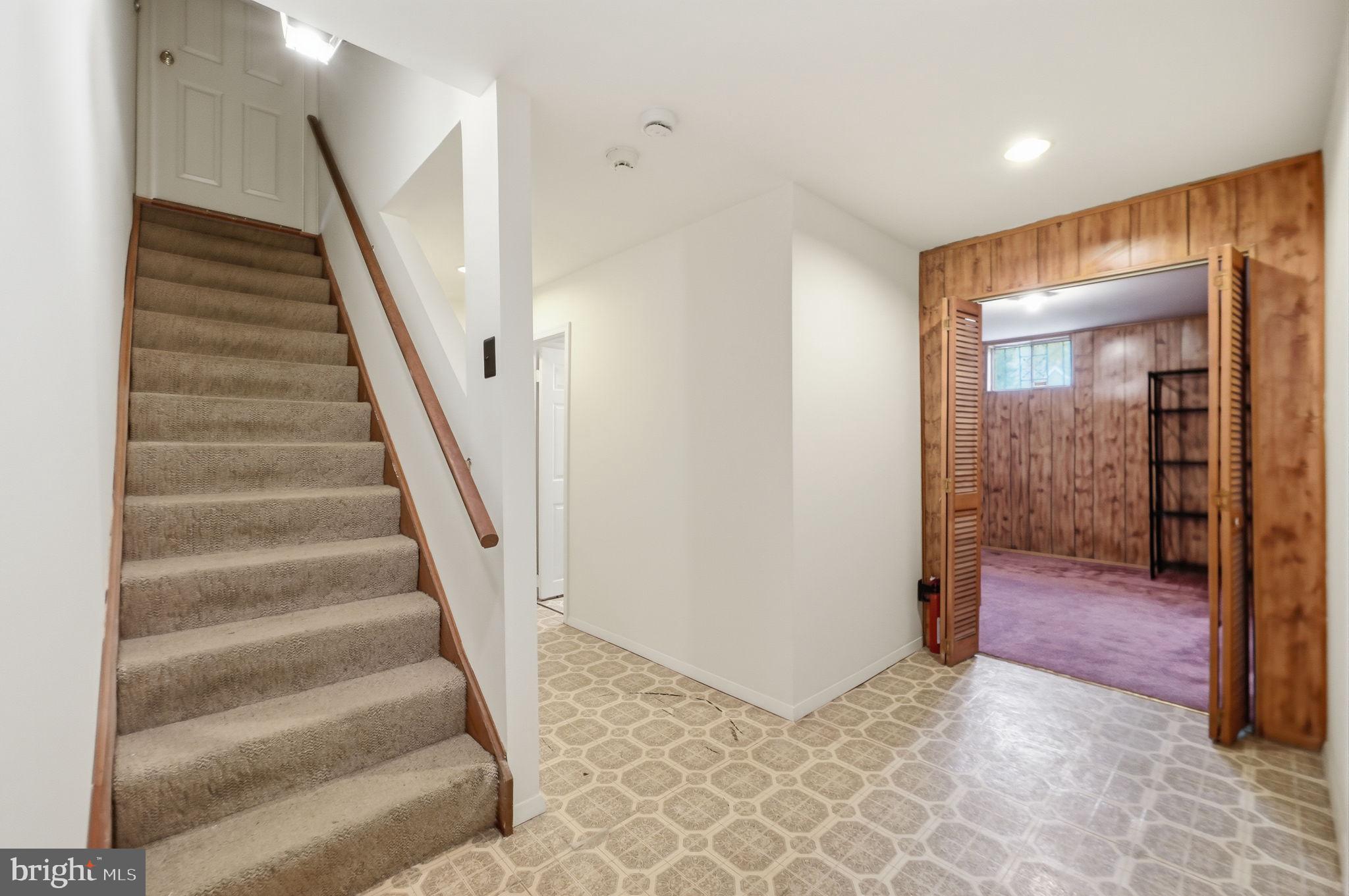 INDIAN OAKS - Residential