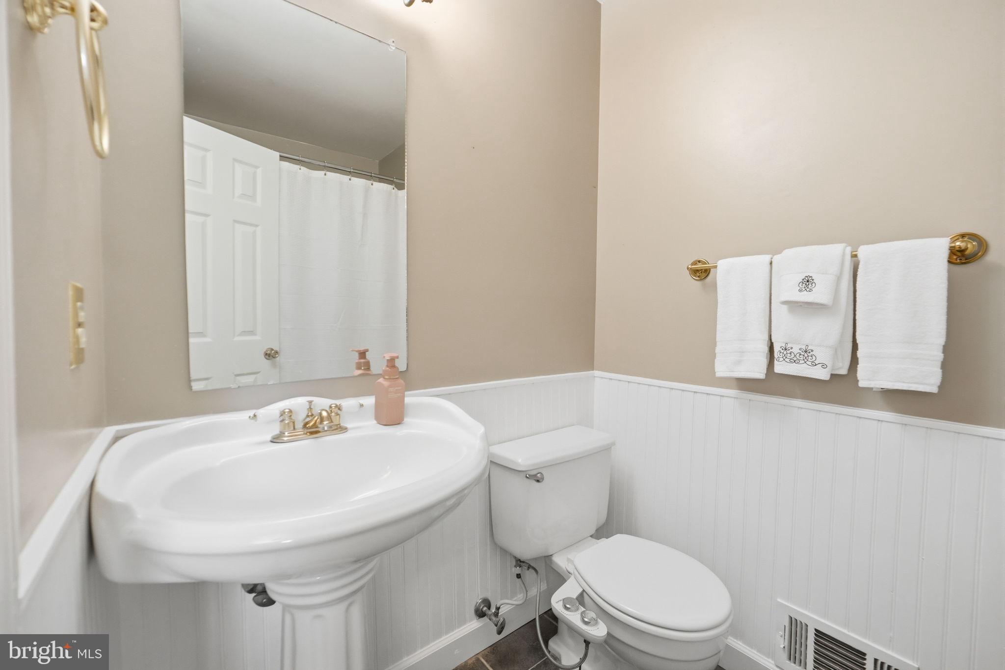 INDIAN OAKS - Residential