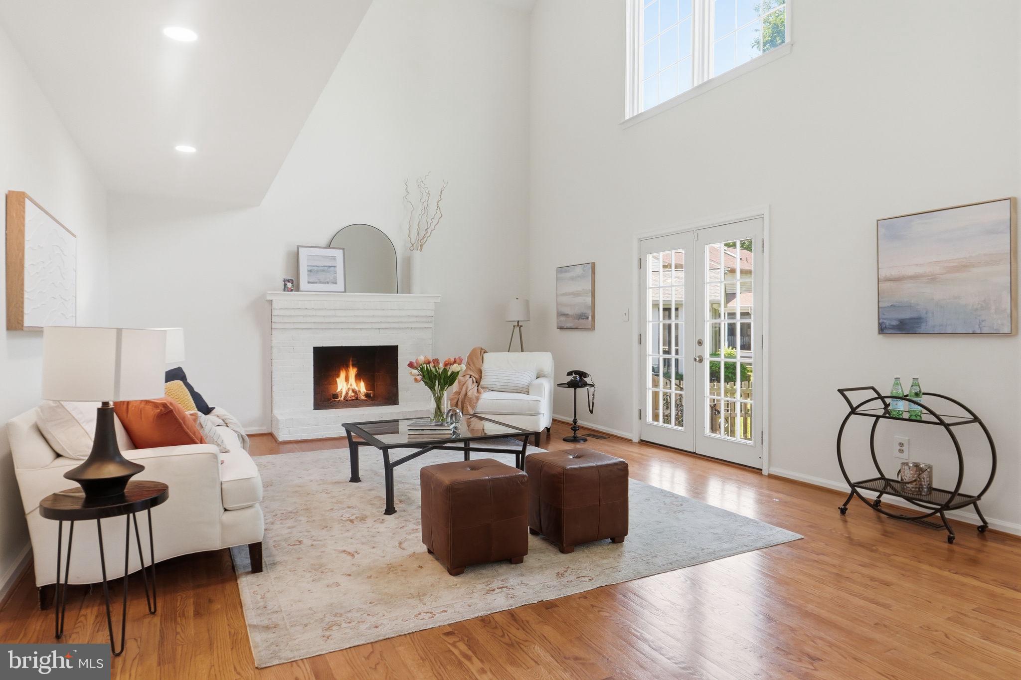INDIAN OAKS - Residential