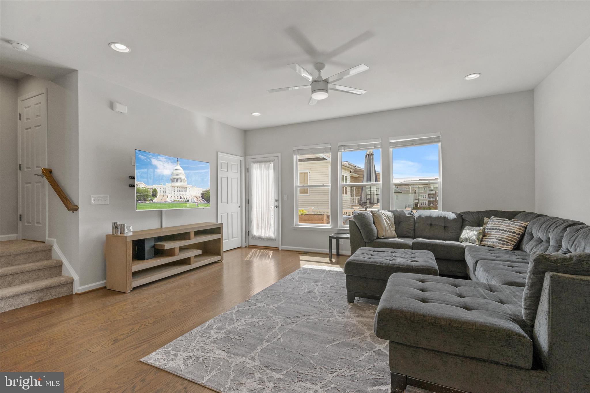 ASHBURN - Residential